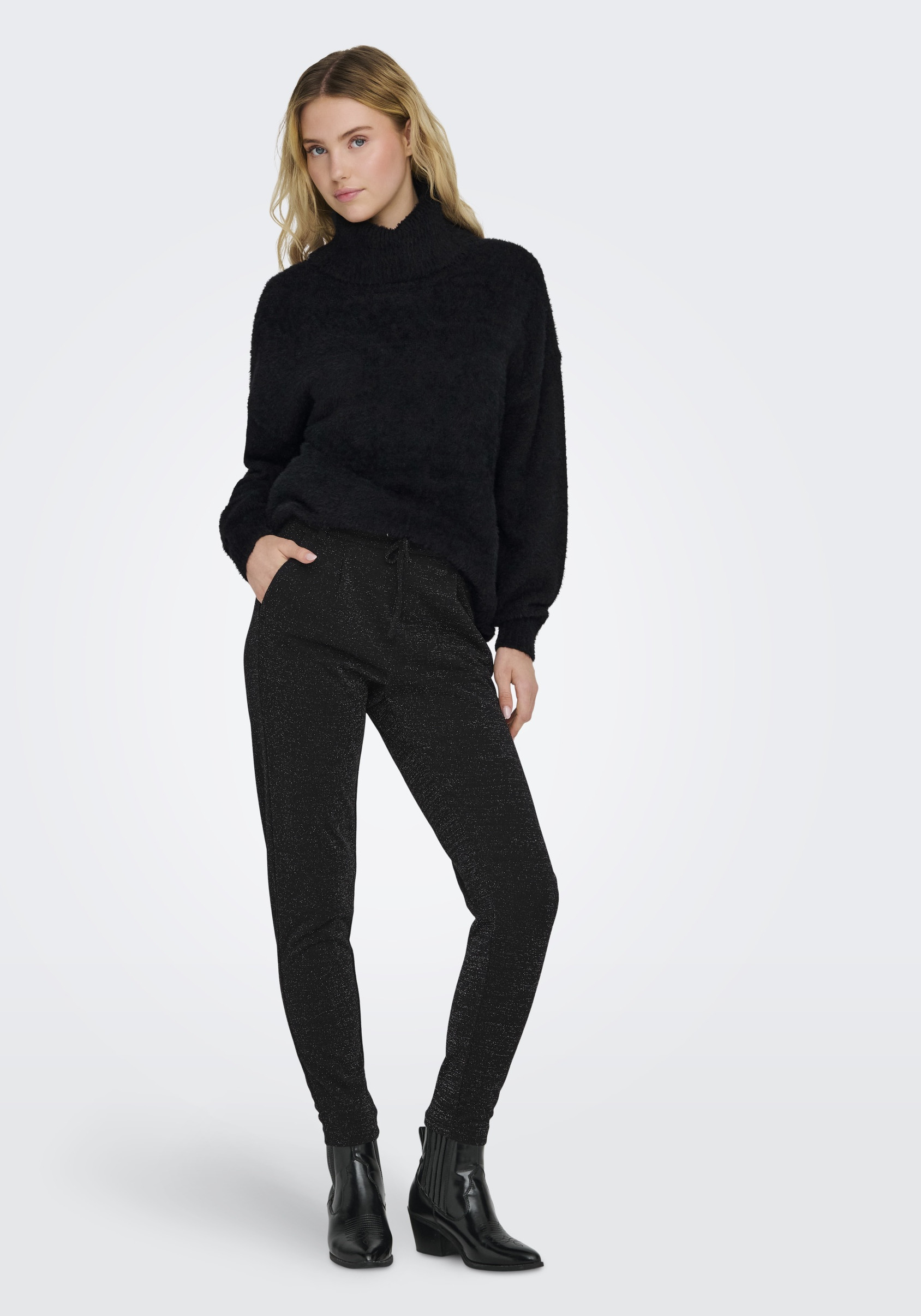 Only Broek Poptrash-alya 15334038 Zwart