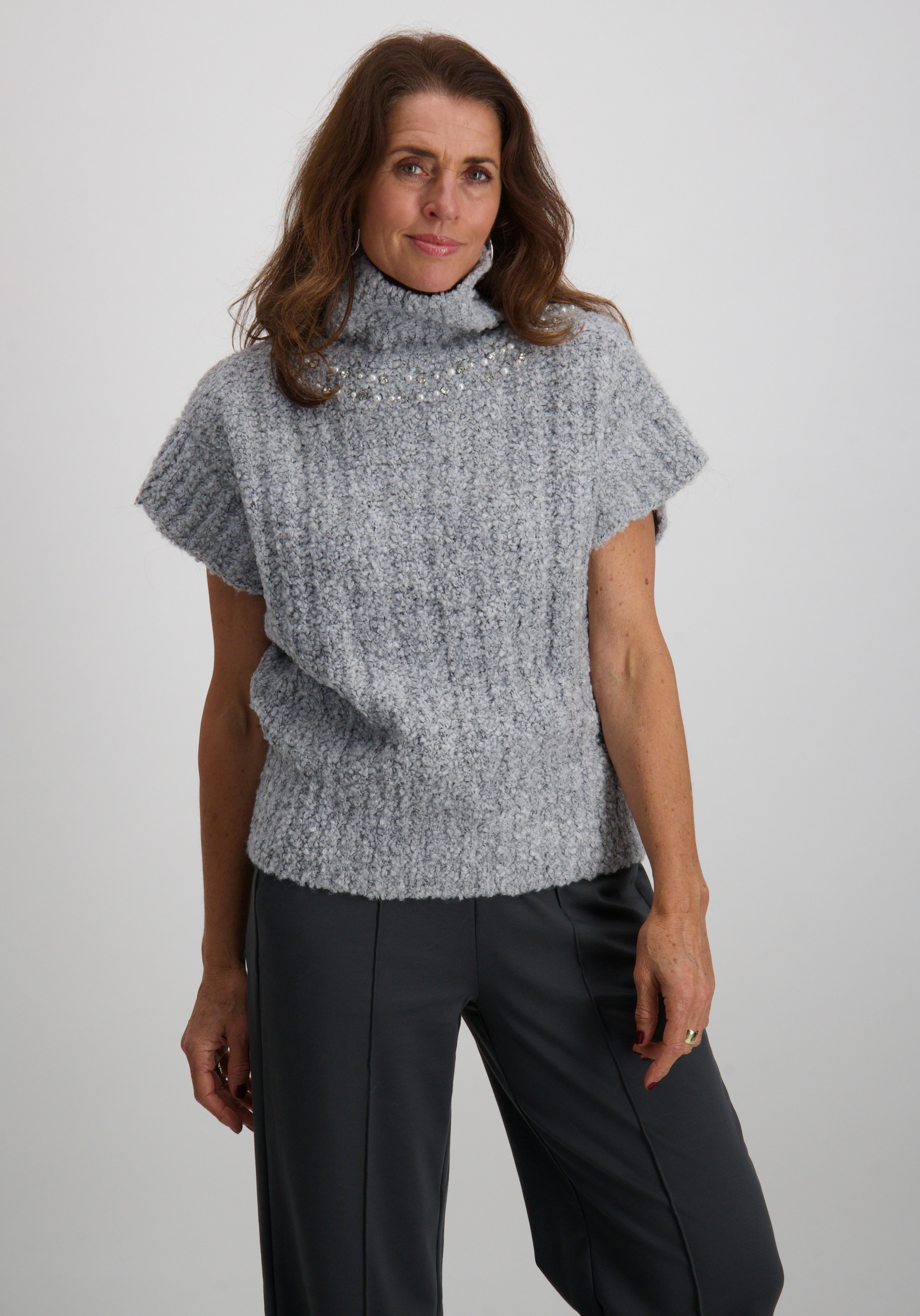 Geisha Spencer pearls and stones 54891-70 Grijs