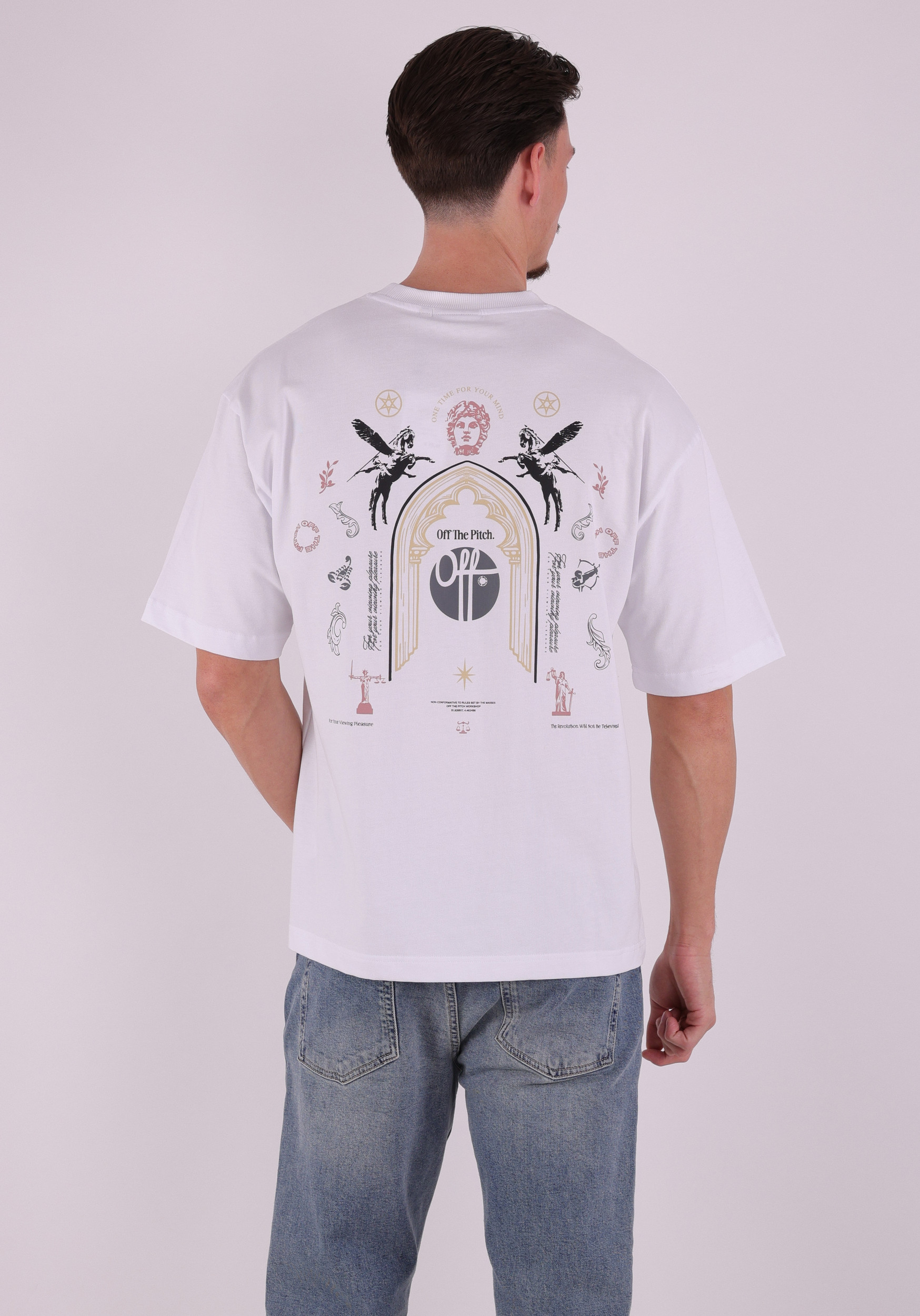 Off The Pitch T-shirt Sacred  OTP261035 Wit