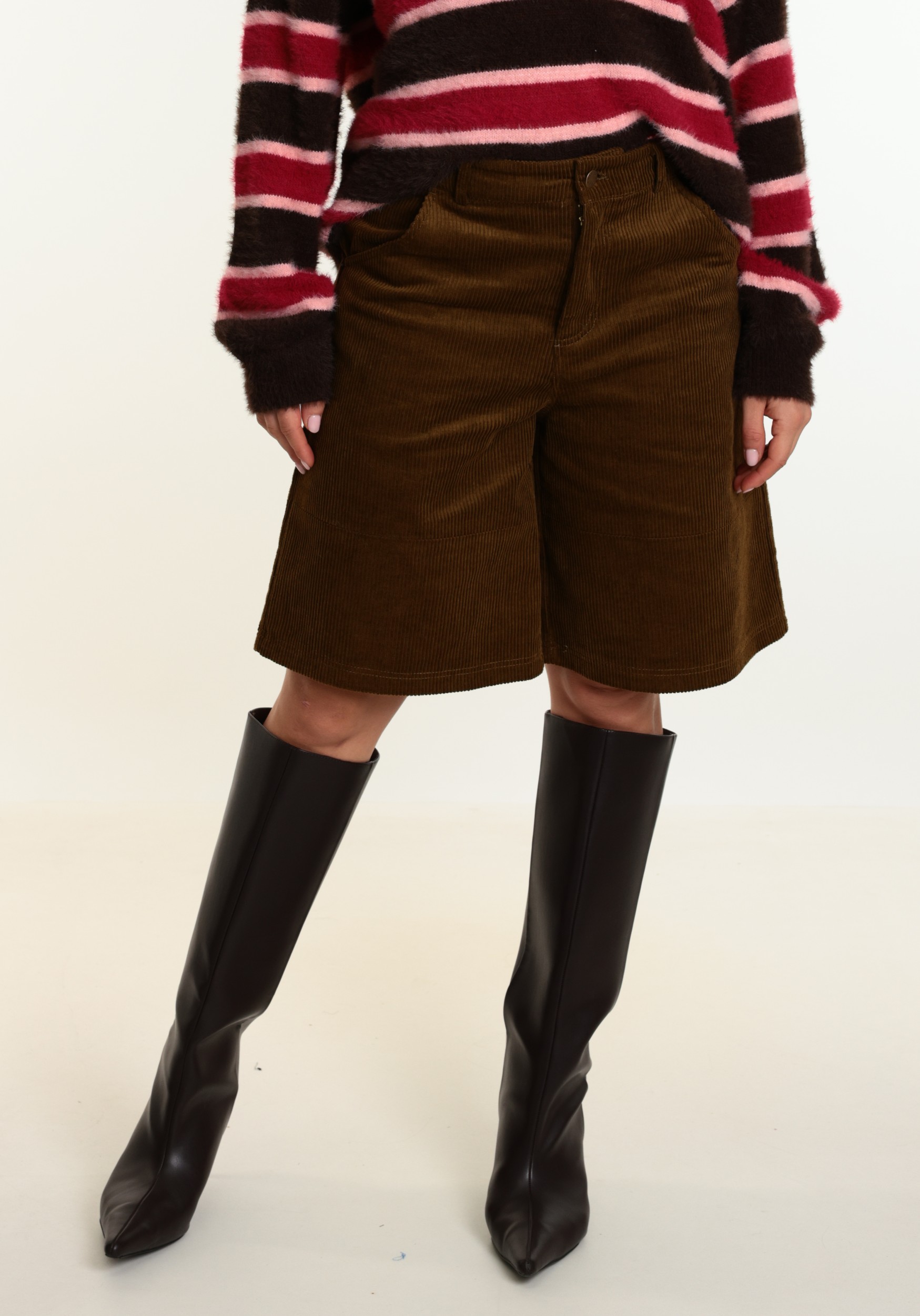 Harper & Yve Short Tessa AWT6N100 Khaki