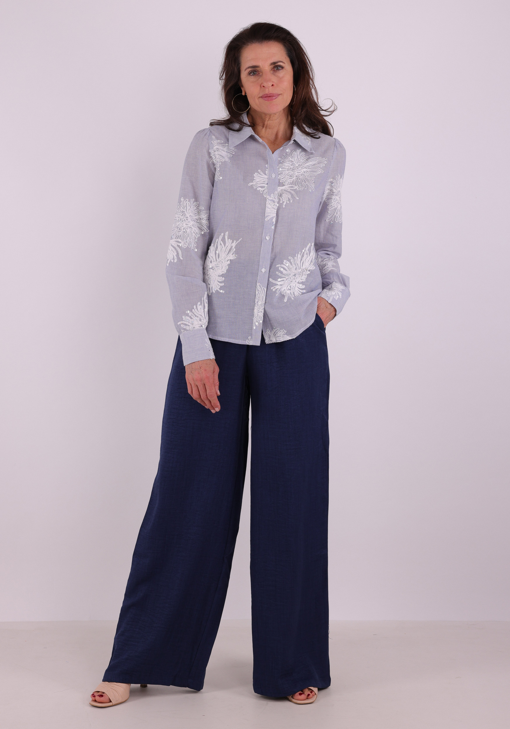 Geisha Blouse Embroidered flowers 63143-21 Raf blauw