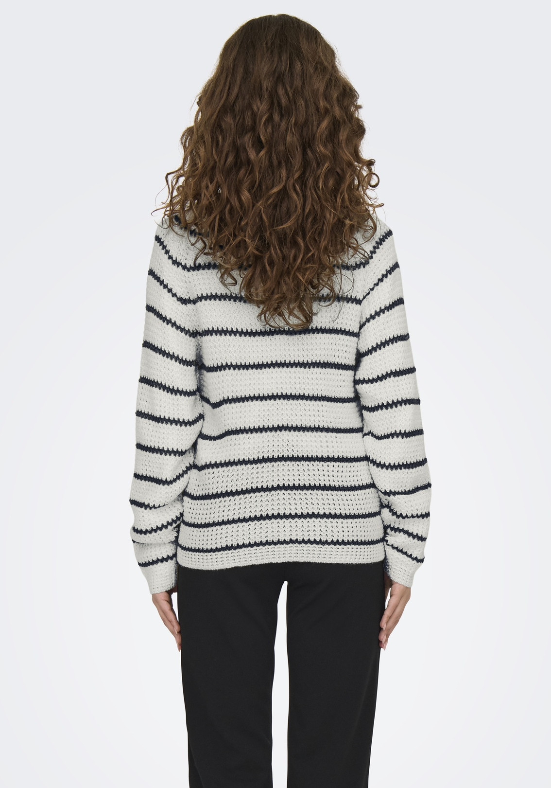 Jacqueline de jonge Trui Ellen 15312077 Donker Blauw