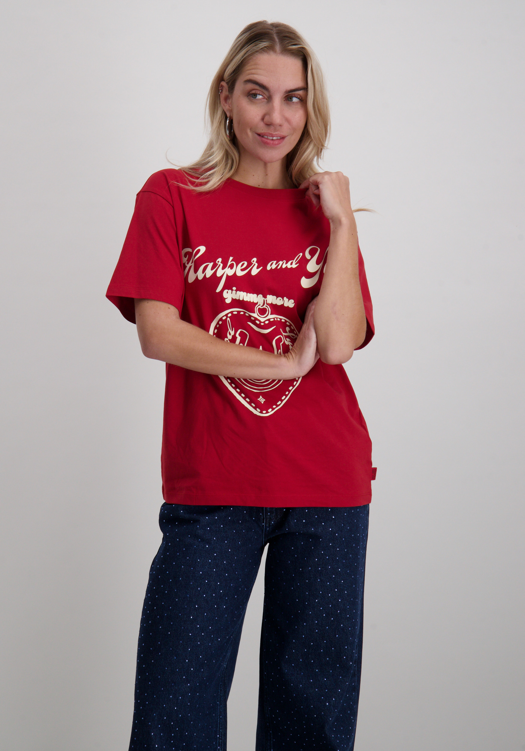 Harper & Yve T-shirt Gimme more Luck DW25Y301 Rood