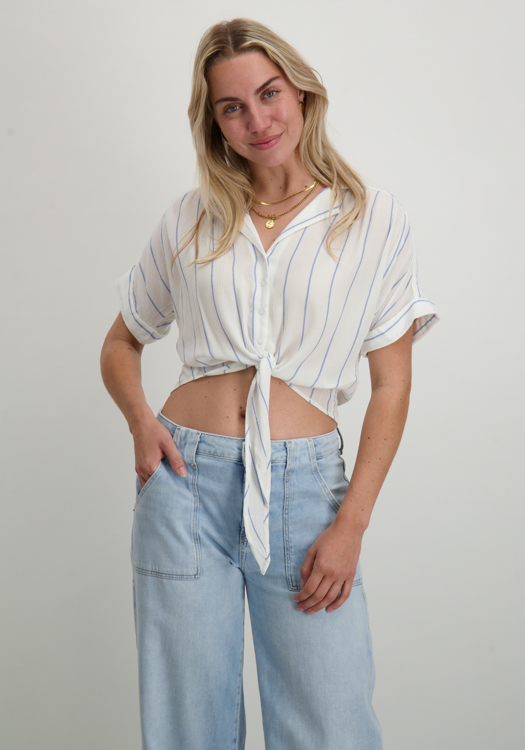 Only Blouse Paula 15281497 Blauw