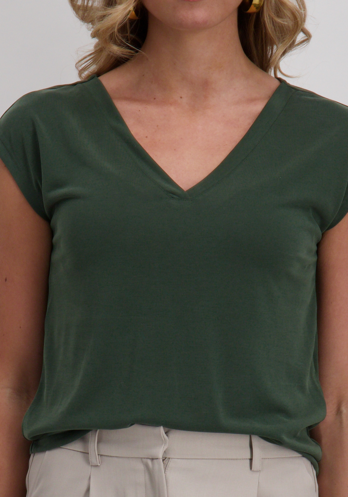 Only T-shirt Free 15287041 Donker groen