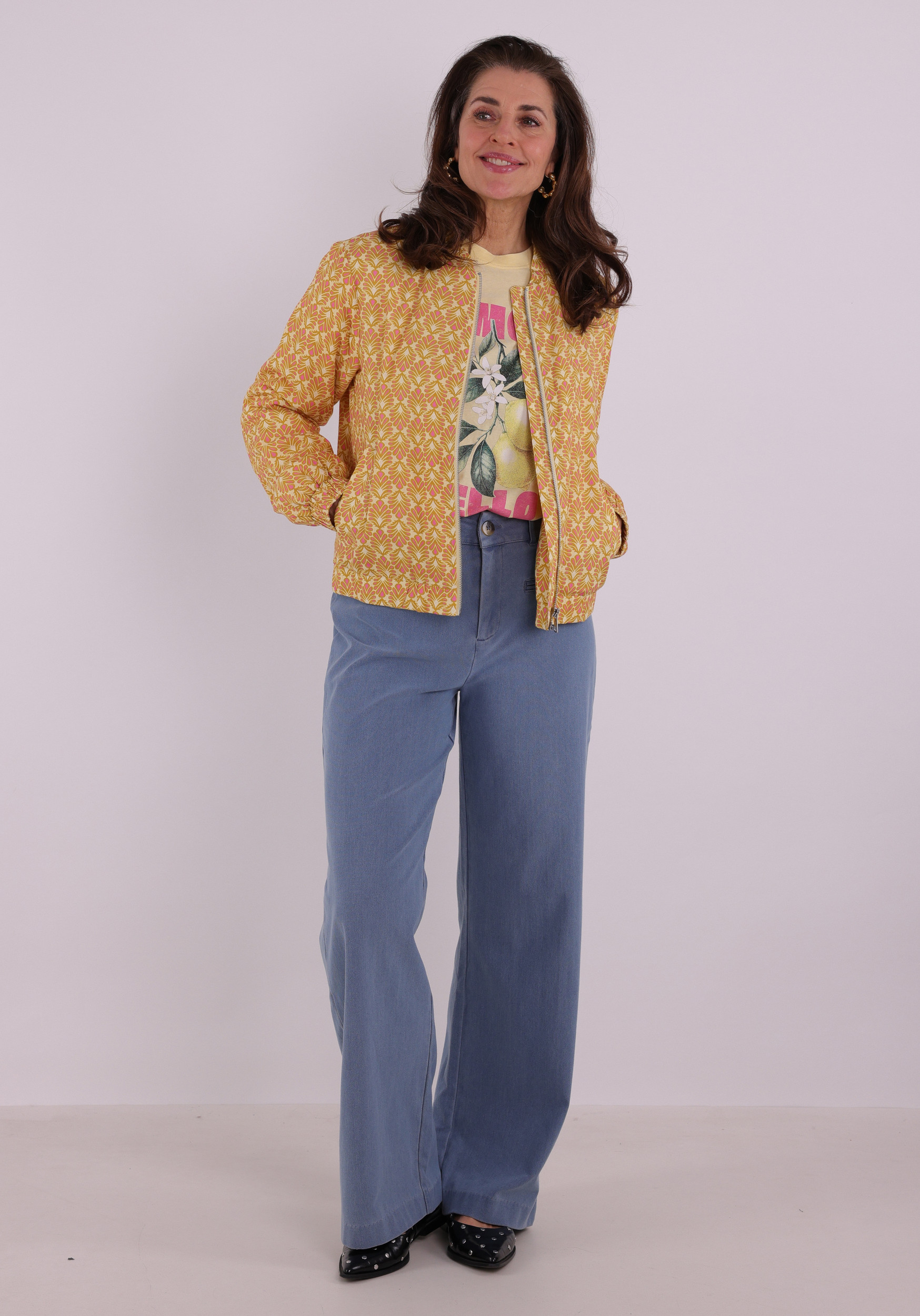 Only T-shirt Lucy 15367829 Licht geel