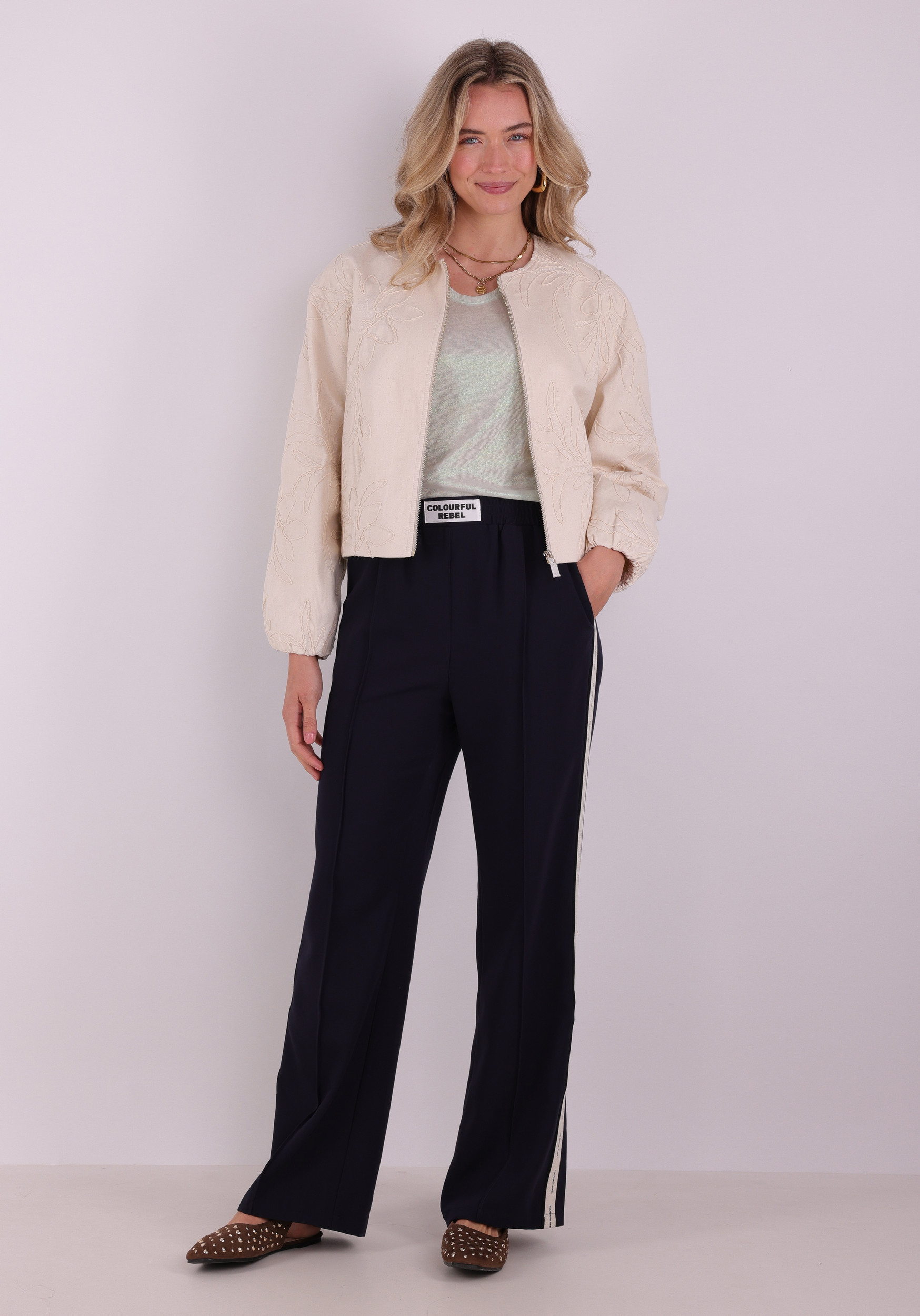 Geisha Jacket embroidery 65022-10 Wolwit-ecru