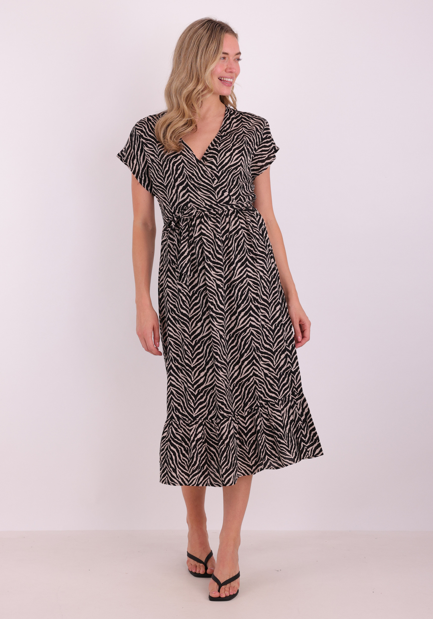 ONLY Jurk Zilla adele 15357778 Zwart