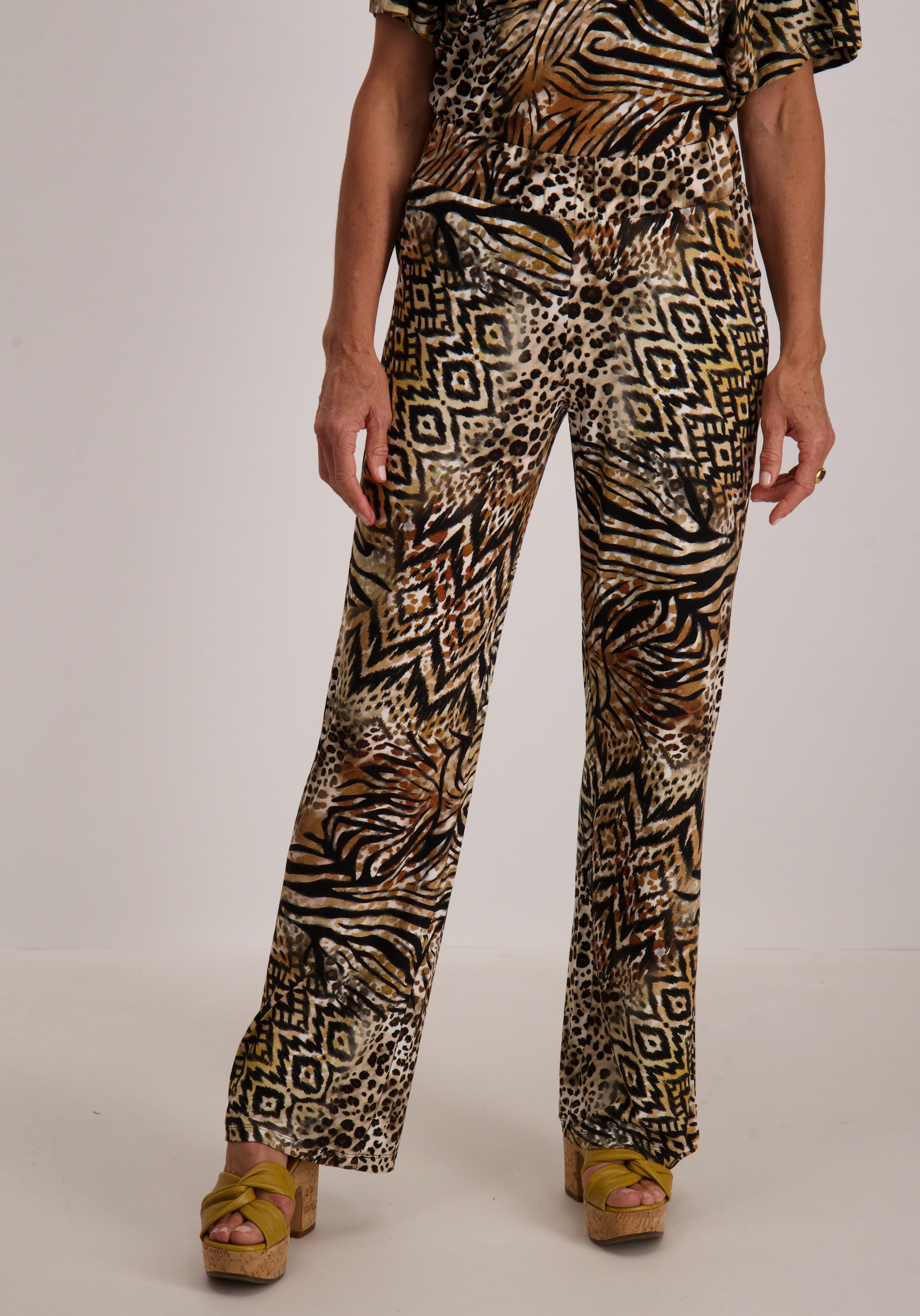 Geisha Broek all-over print 51426-60 BRITT Donker bruin