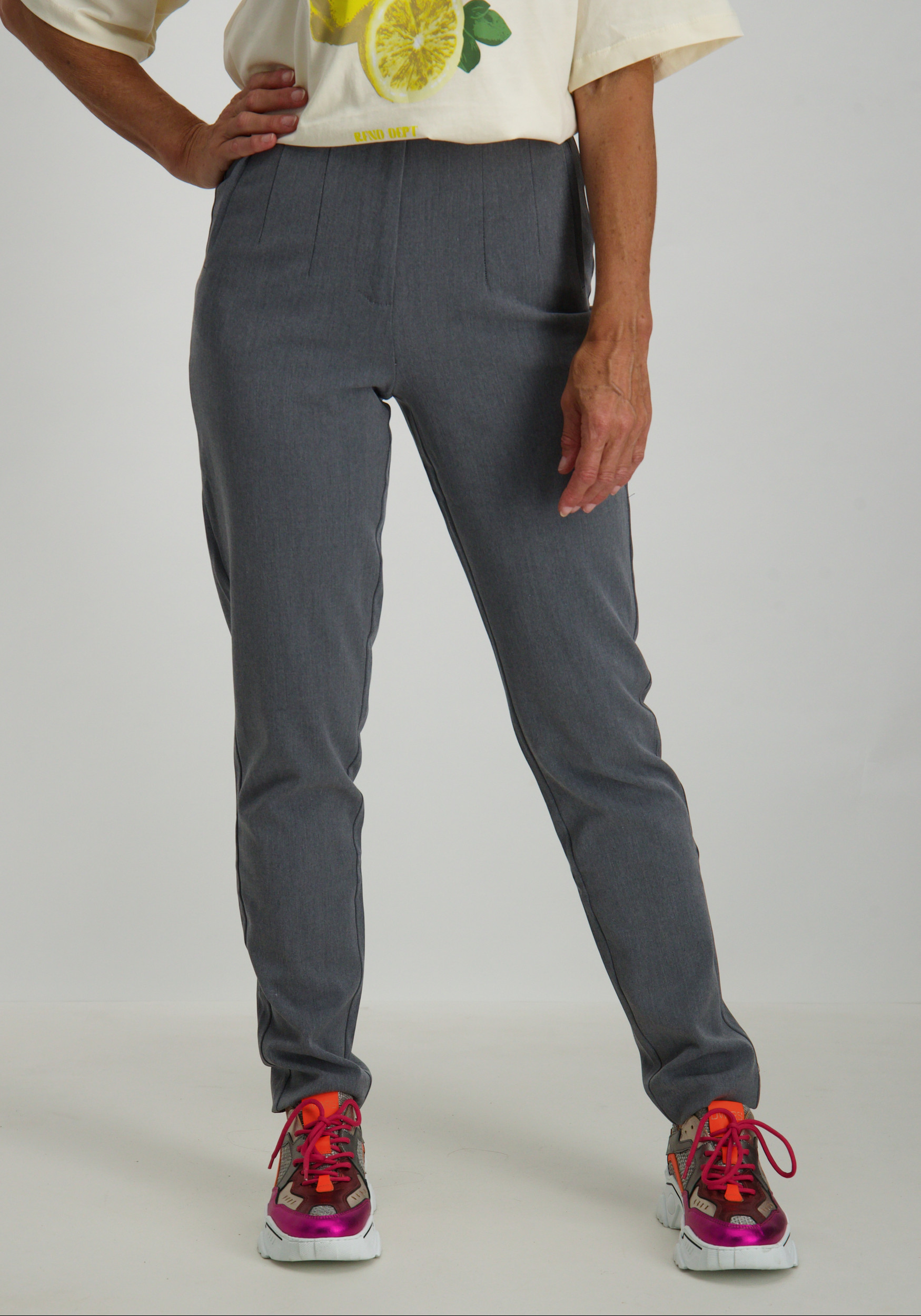 Vila Broek Varone 14095708 Midden grijs