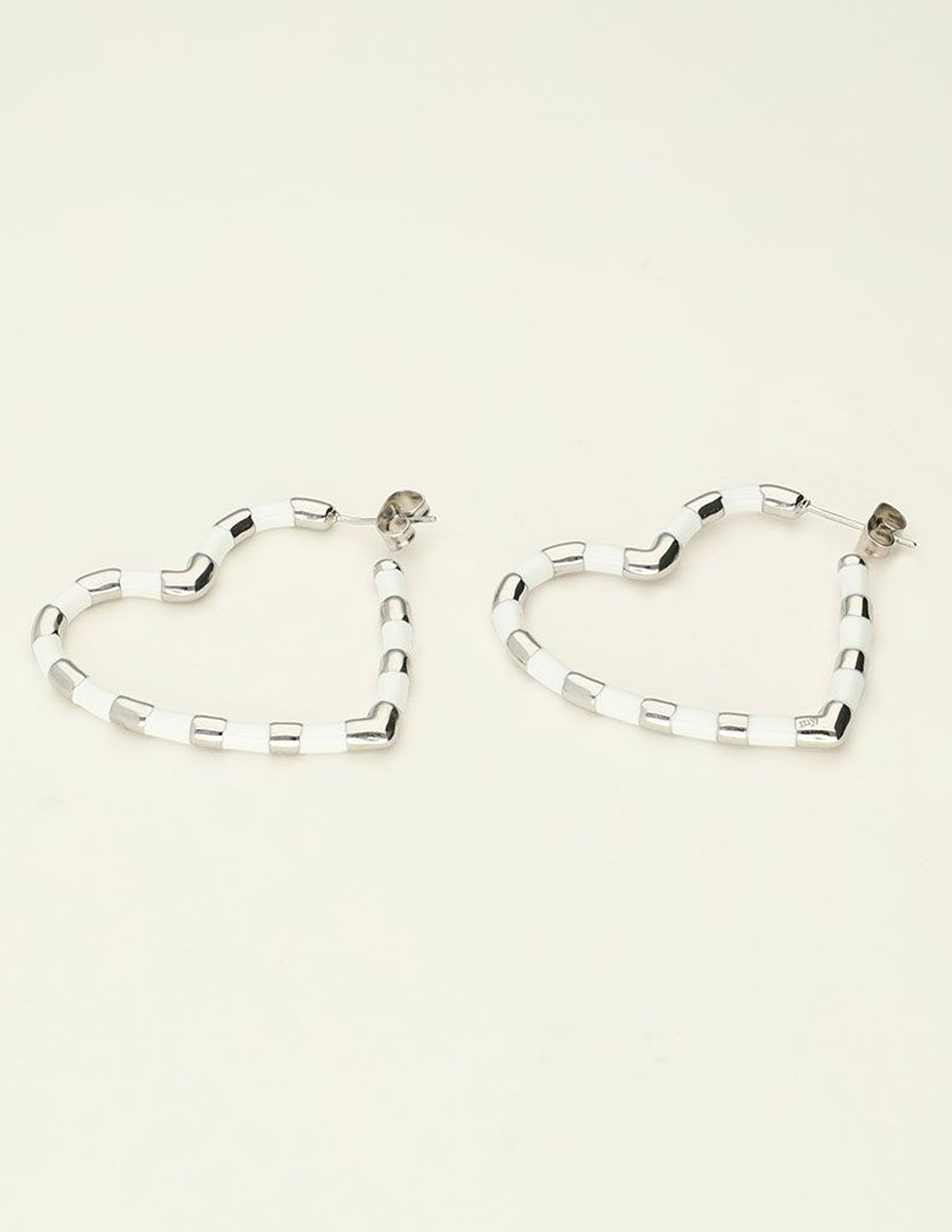 My Jewellery Oorbellen heart white stripes MJ09858 Zilver