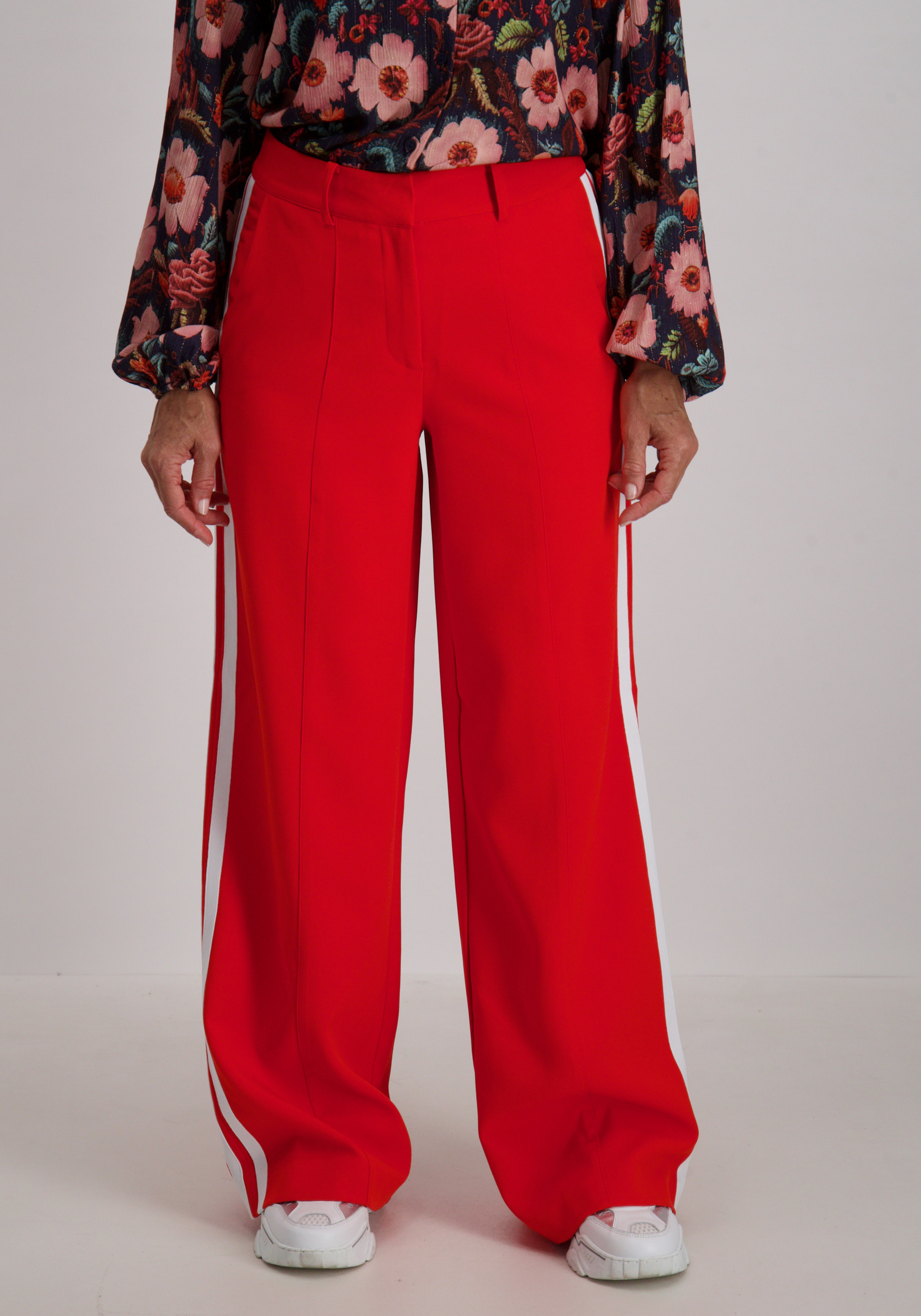 Ichi Broek Folavi 20124086 Rood