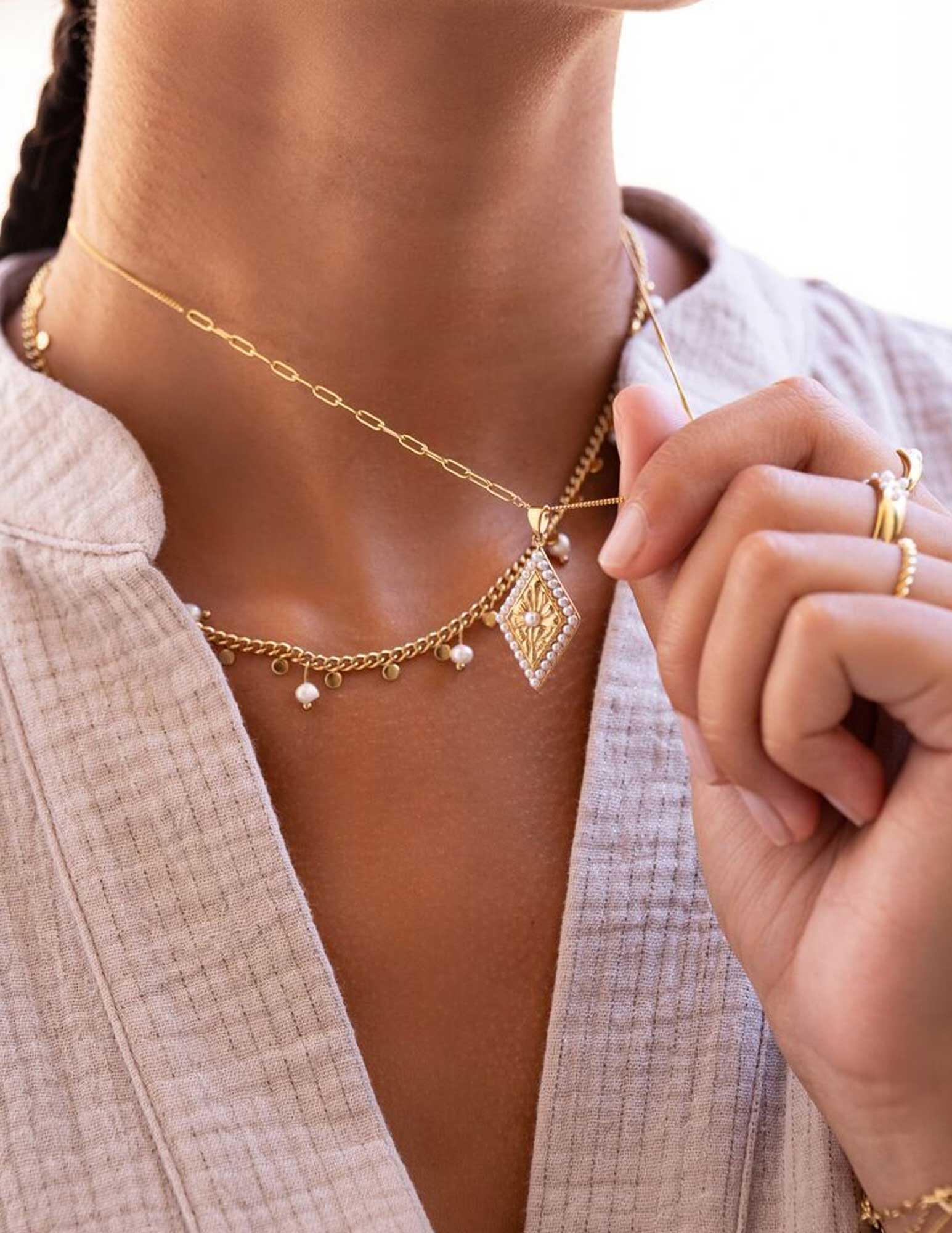 My Jewellery Ketting met geruite bedel en parels MJ09239 Goud