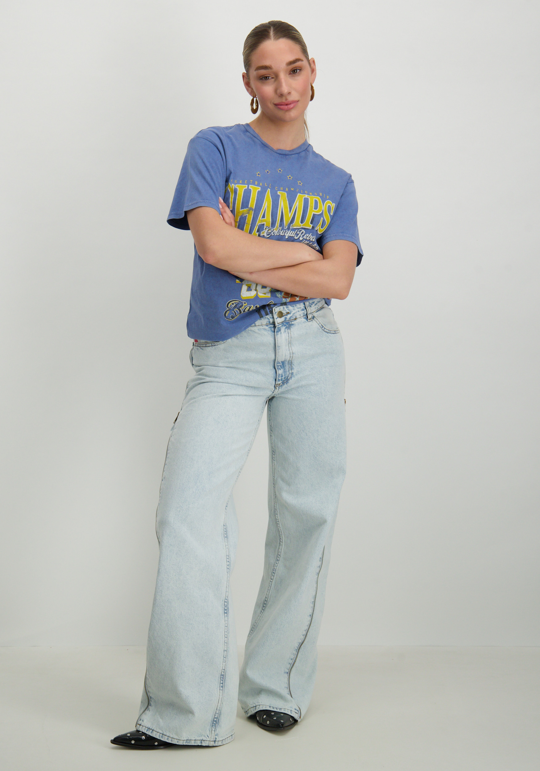 Colourful Rebel T-shirt championd acid wash WT116870 Blauw