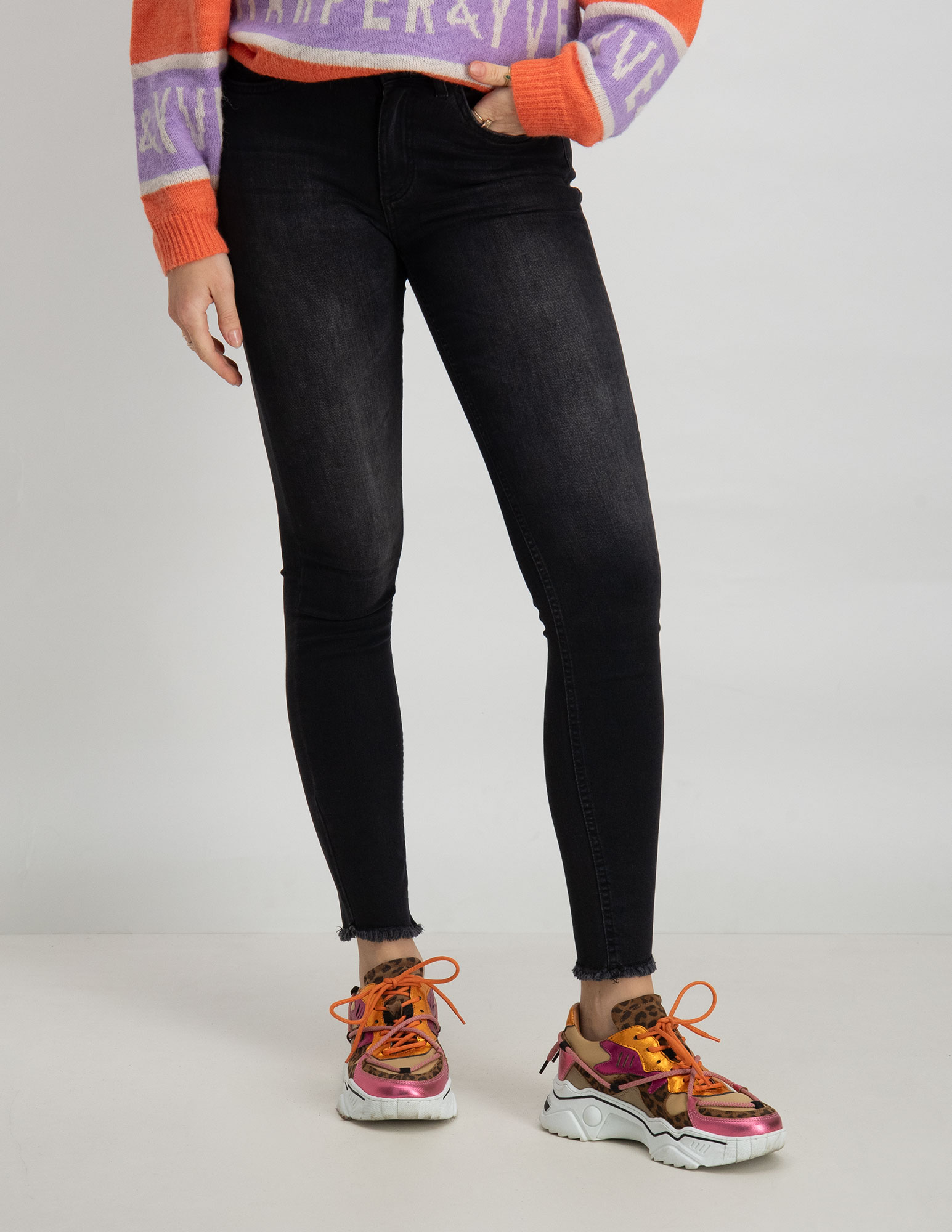 Only Jeans Blush ankle 15157997 Zwart