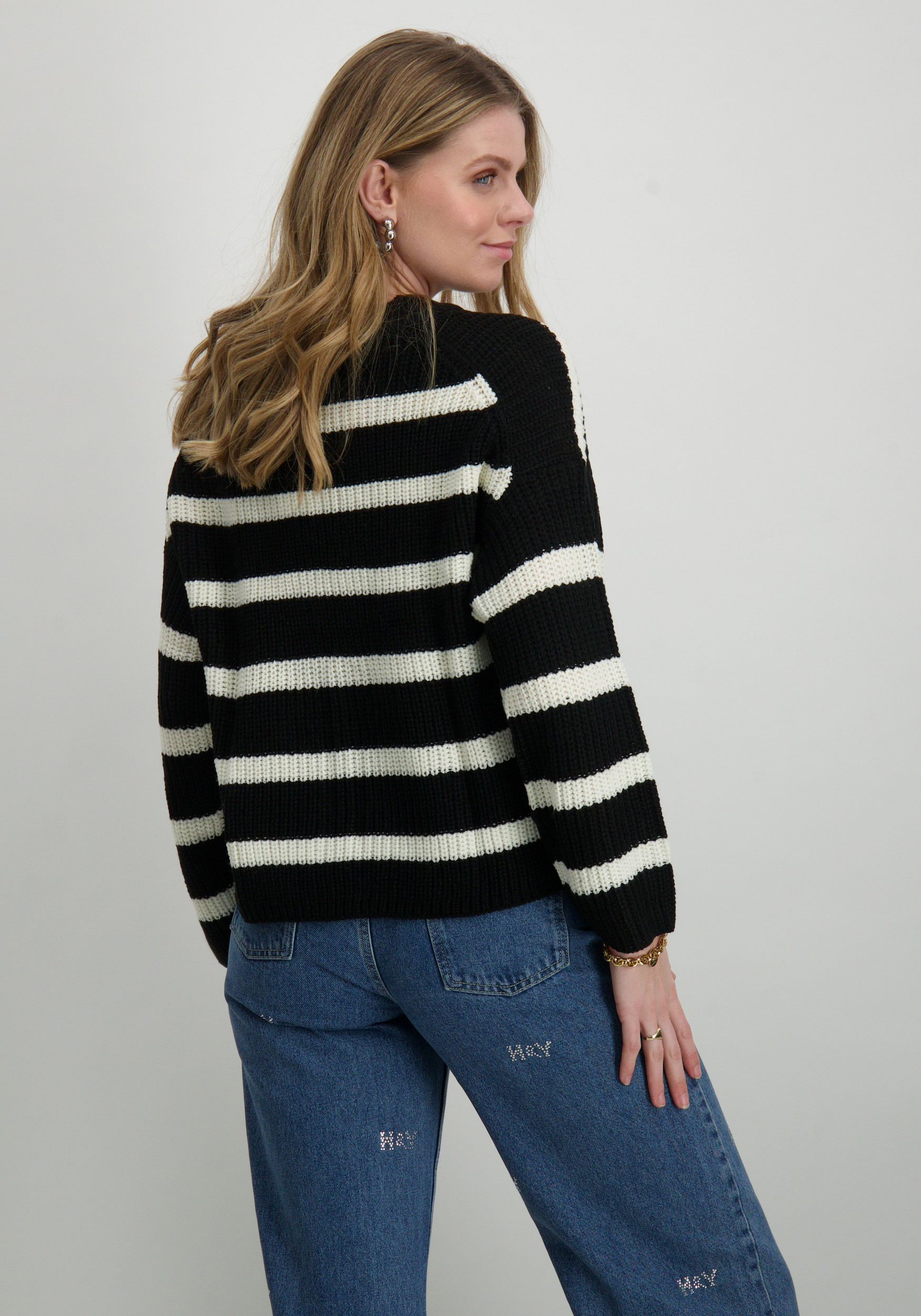 Jacqueline de jonge Trui Justy 15264902 Zwart