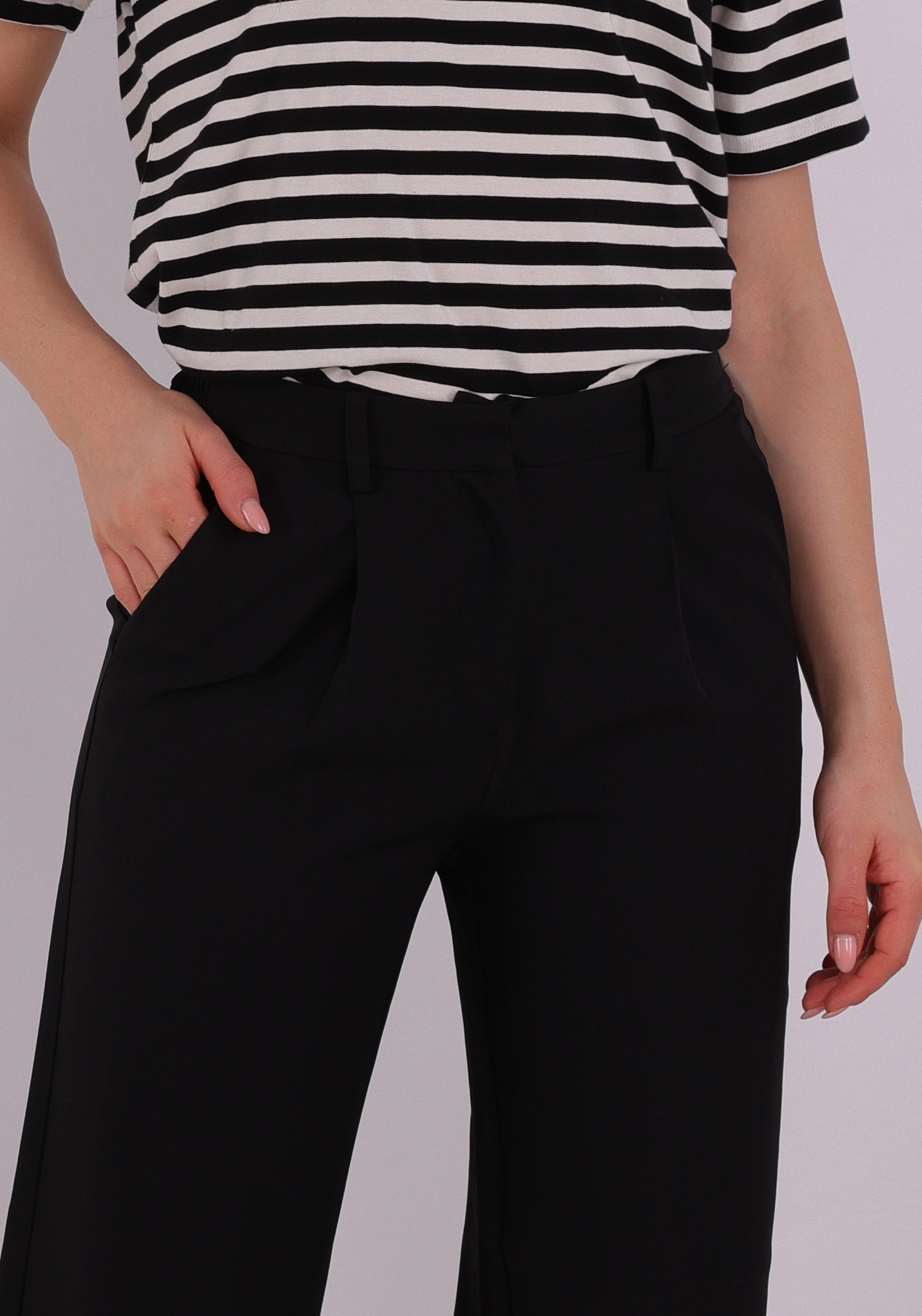 Ichi Broek Fava 20125679 Zwart