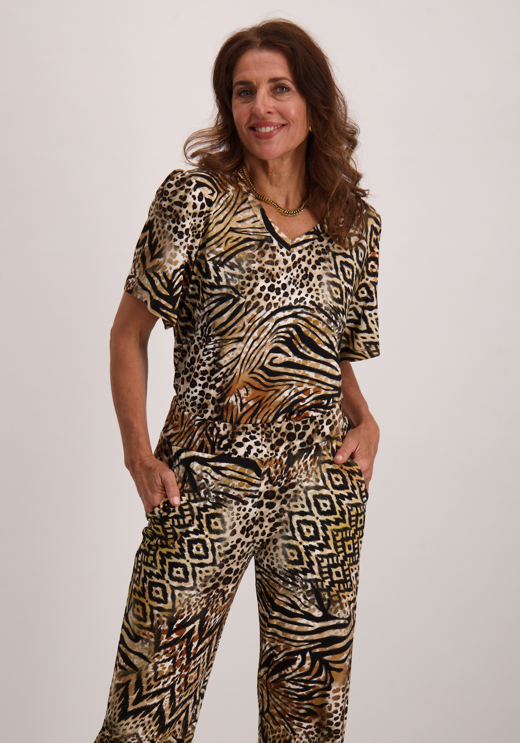 Geisha T-shirt all-over print 52445-60 JAZZ Donker bruin