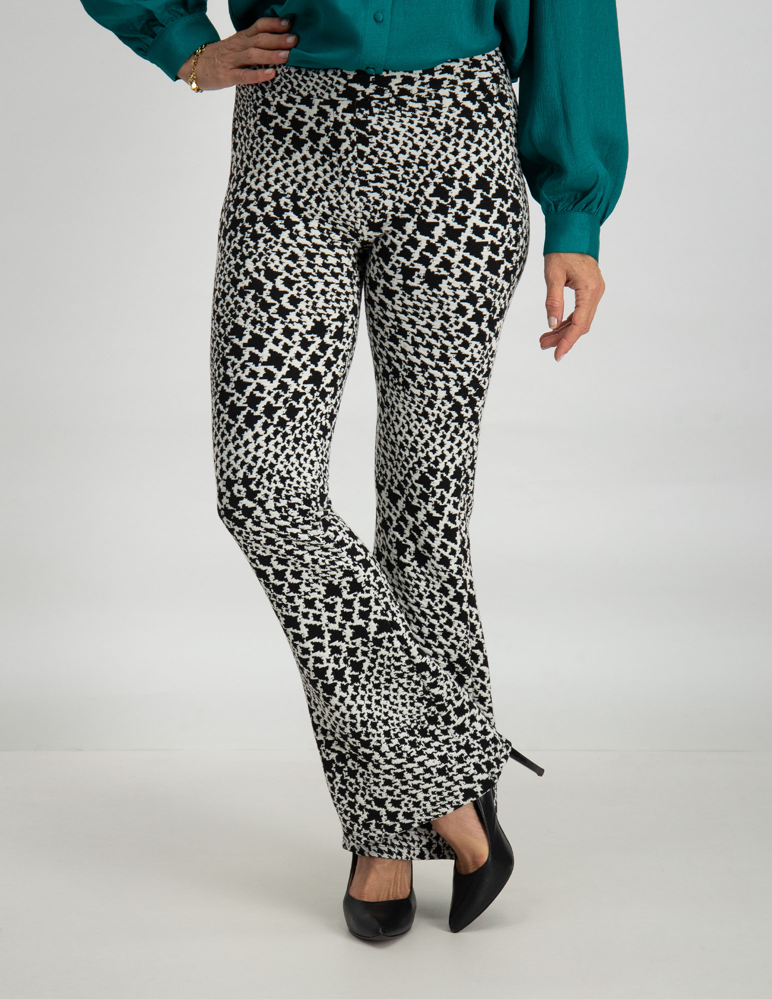 Tramontana Flared broek Jacquard T03-10-101 Zwart/Wit