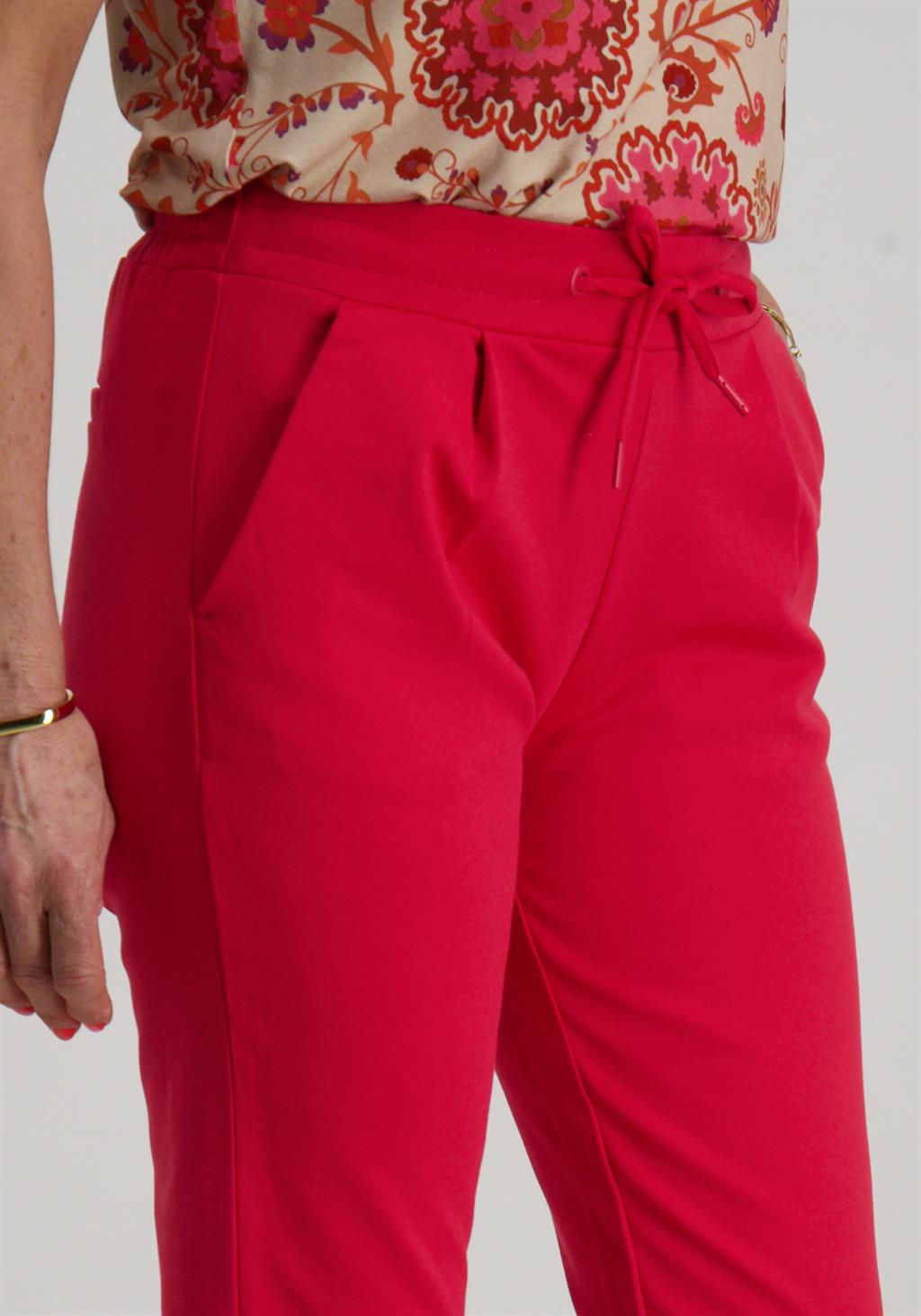 Ichi Broek Kate  20105036 Cerise