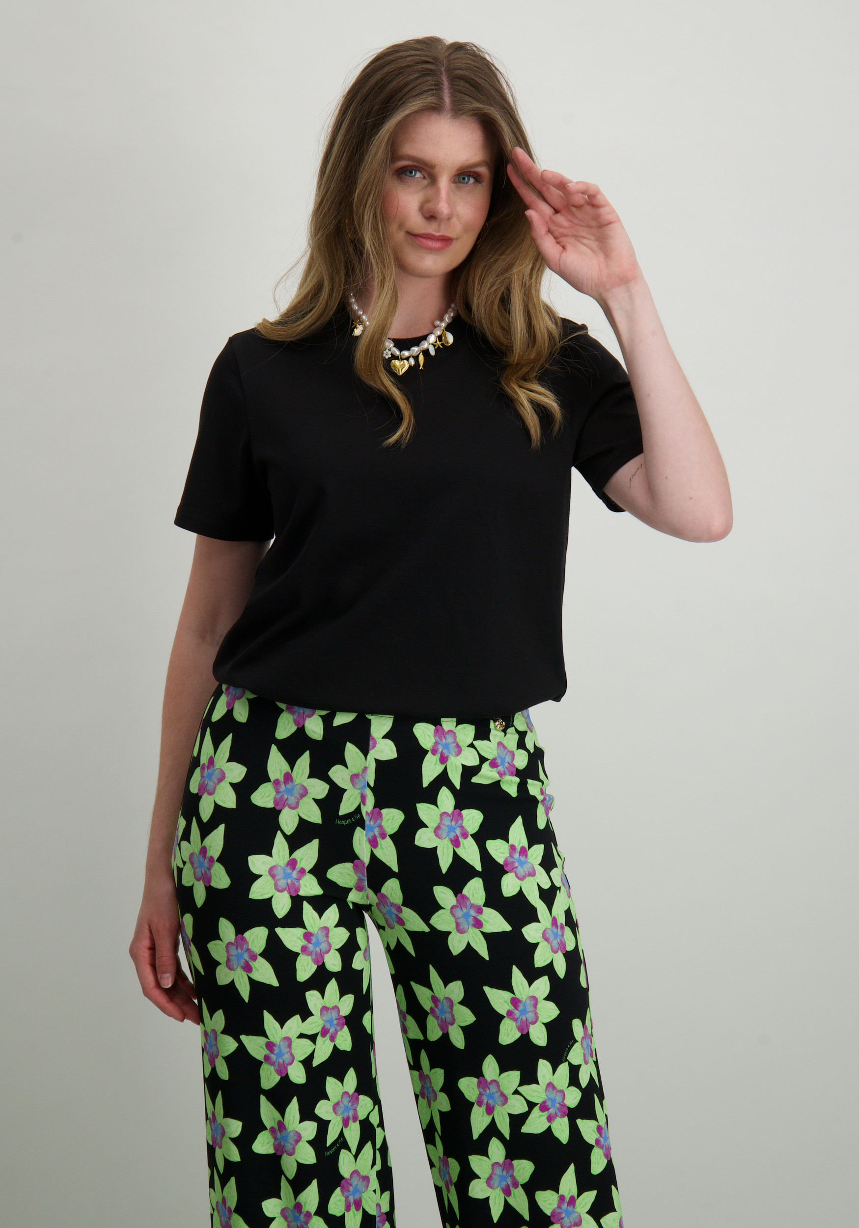 Only T-shirt Monja 15320892 Zwart