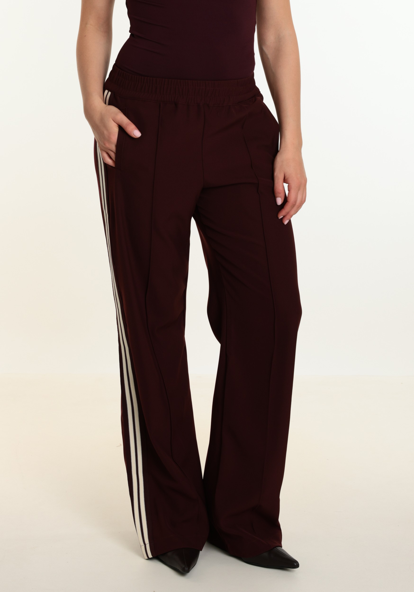 BELIEVE Broek  B-9702-BELGRADE Bordeaux