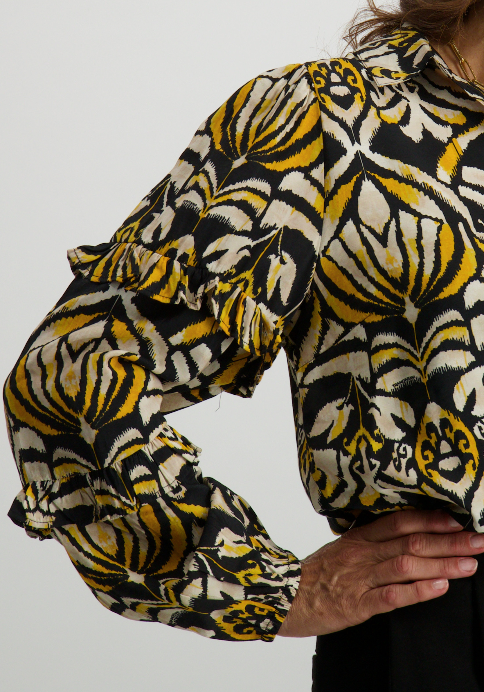 Tramontana Blouse Ornamentals C05-13-301 Zwart