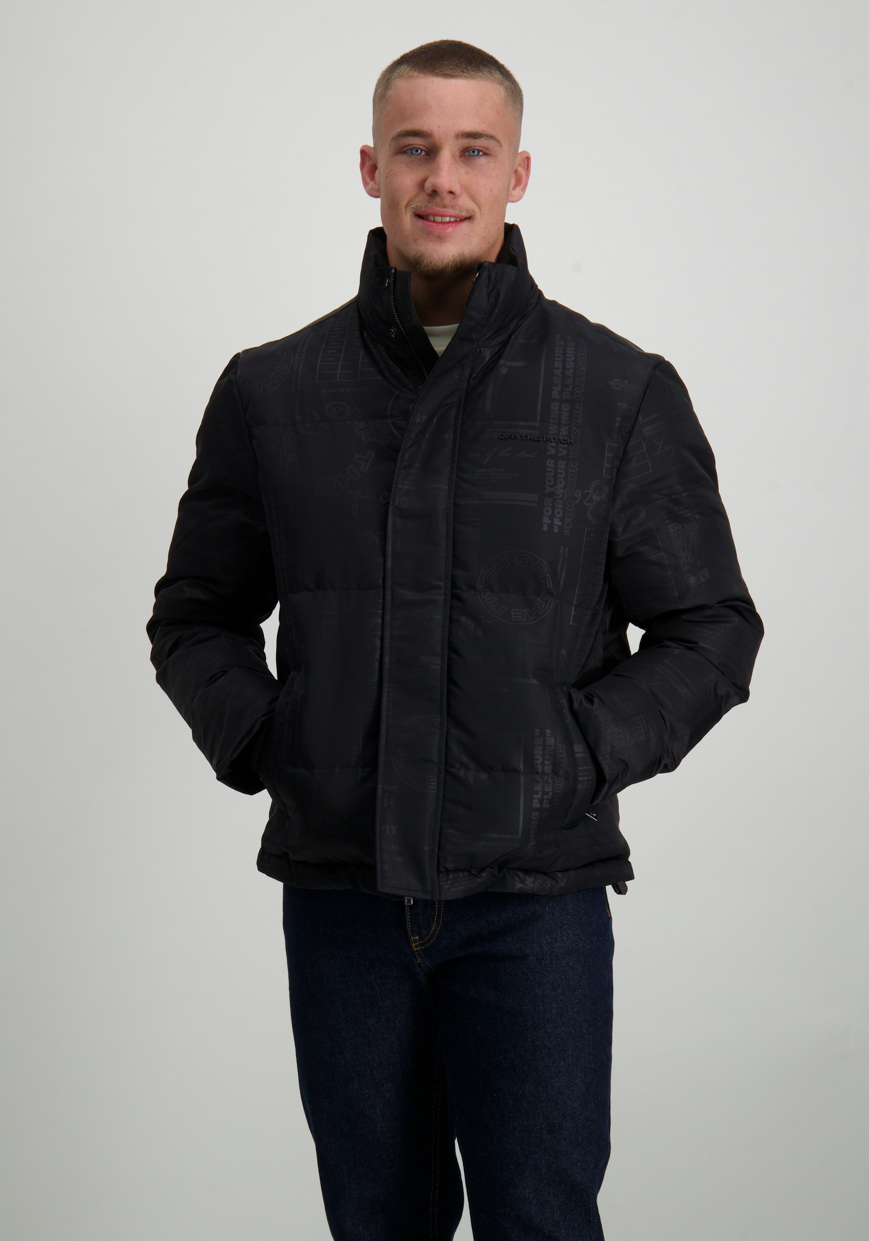 Off The Pitch Pufferjas all-over print OTP243053 Zwart