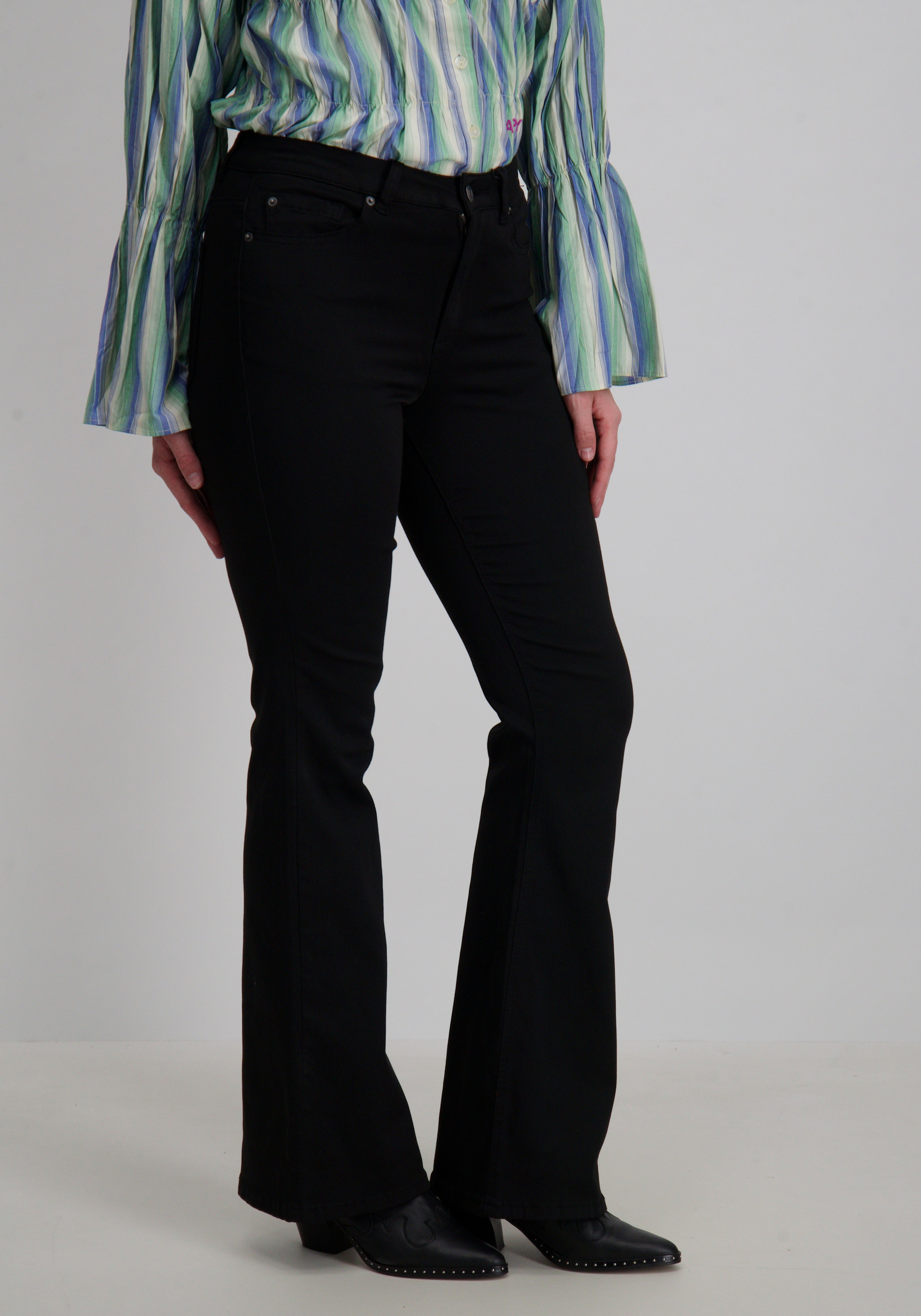 Kaffe Clothing Jeans Forest 10510721 Zwart