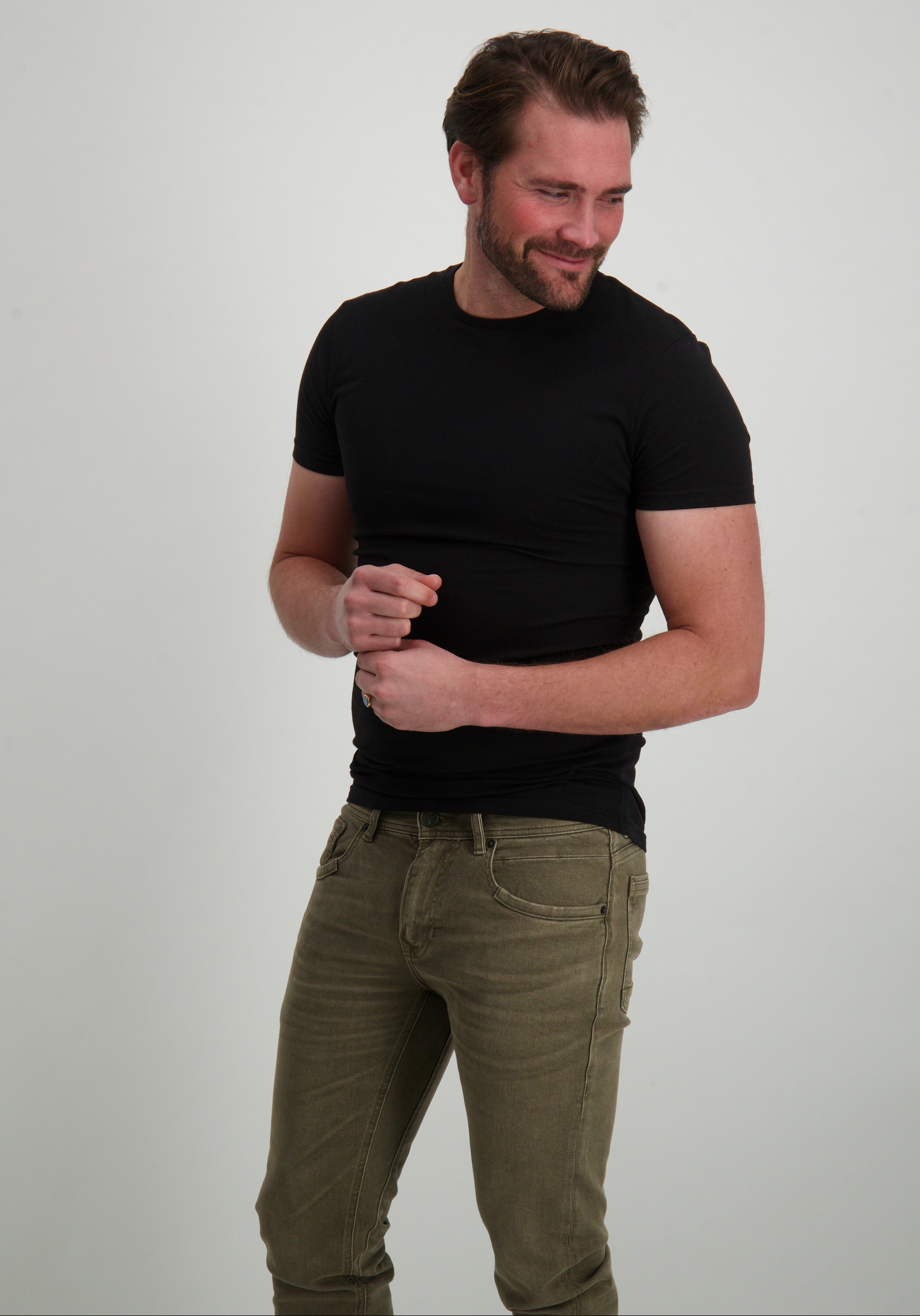 Garage T-shirt Bodyfit ronde hals 0201 Zwart