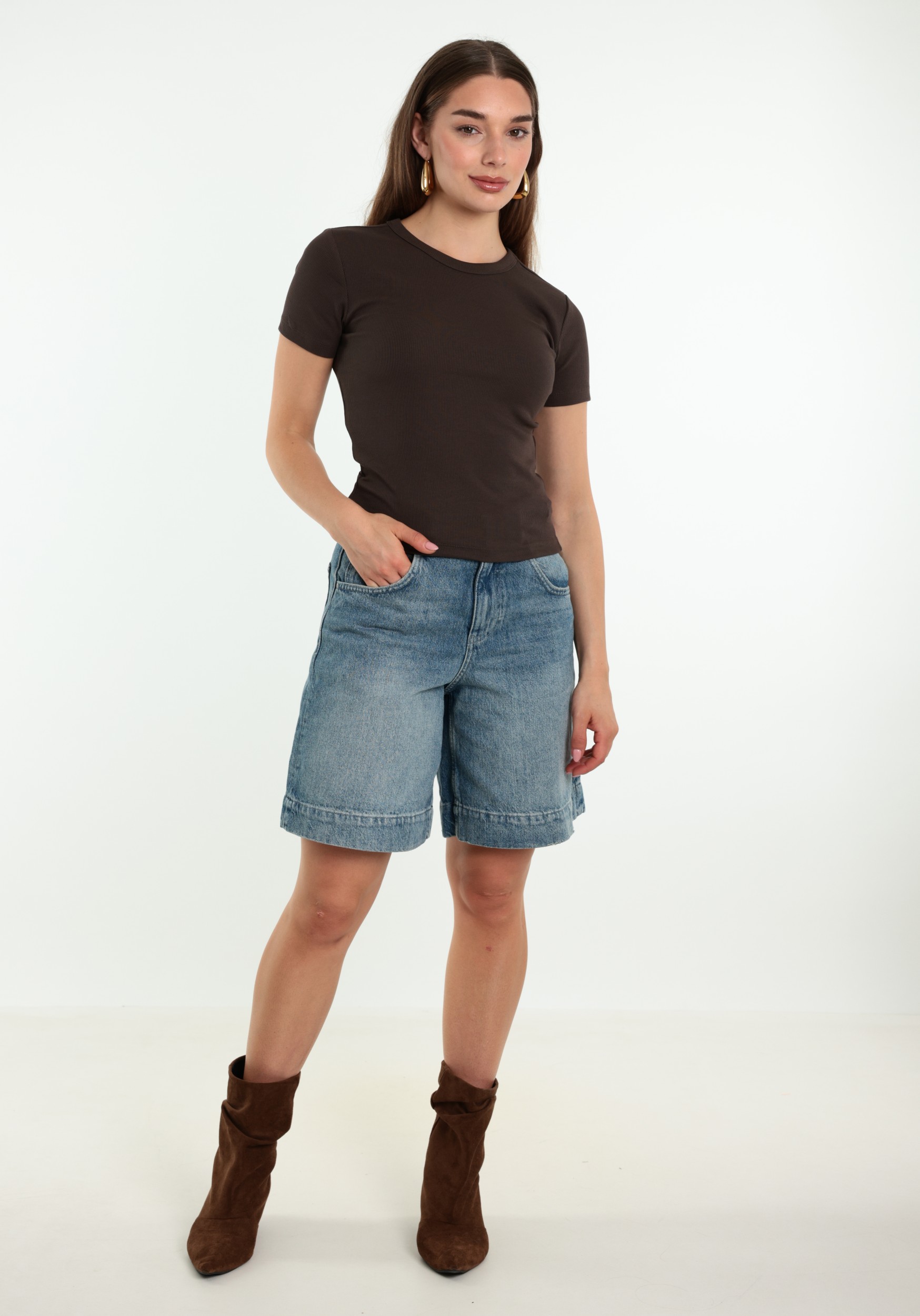 ONLY T-shirt Val 15369240 Midden bruin