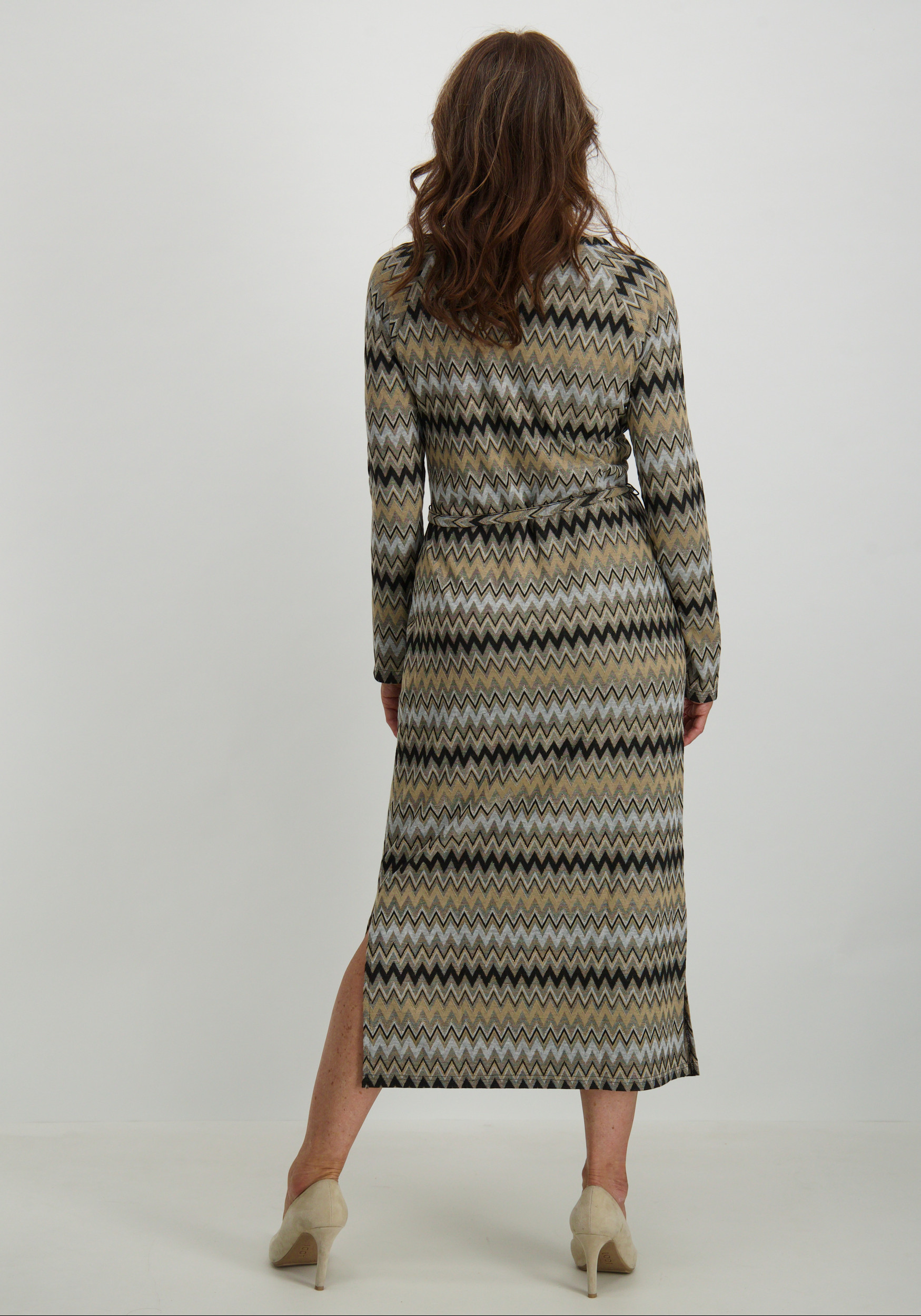 Geisha Jurk Zig-zag print 47610-20 Zand