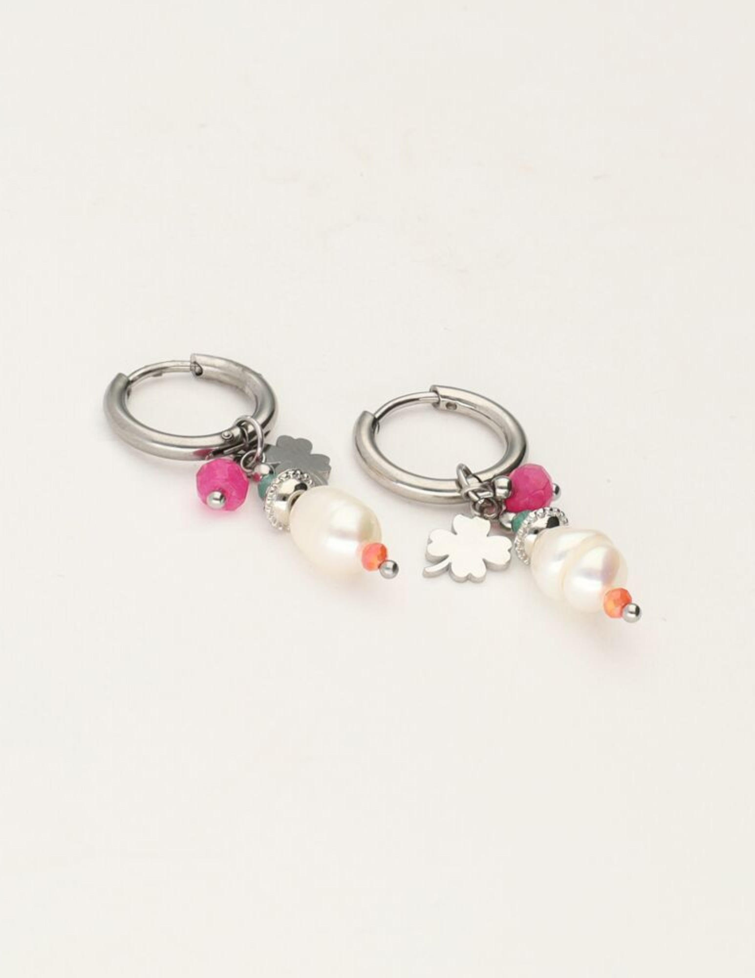 My Jewellery Sunrocks oorringen met kraaltjes en klavertje MJ10483 Zilver