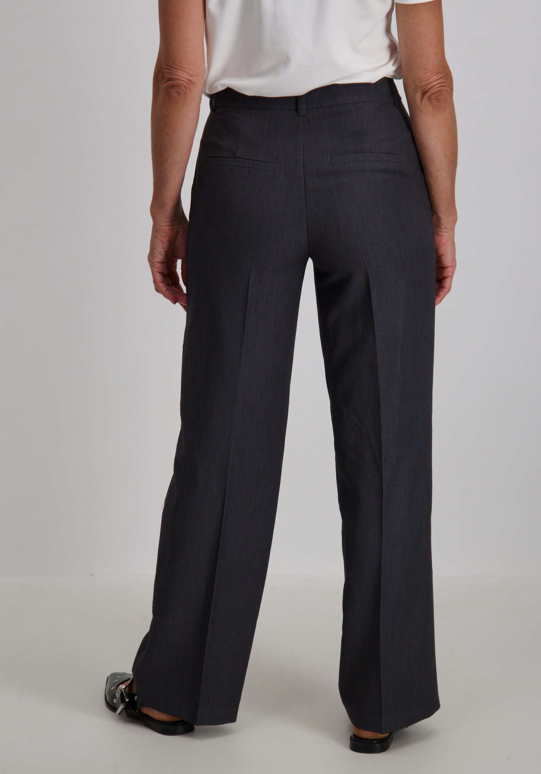 Only Broek Hattie-lana 15318089 Donker Grijs