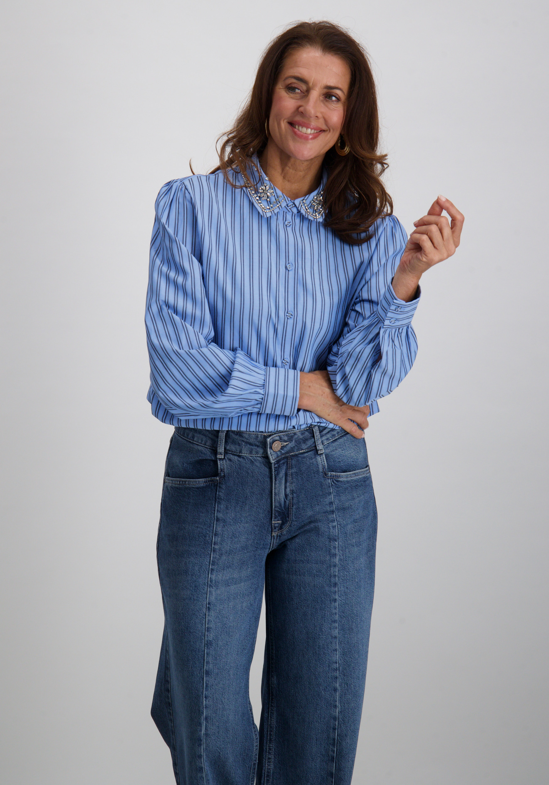 Aaiko BV Blouse Fenne Strass VIS 525 Licht blauw