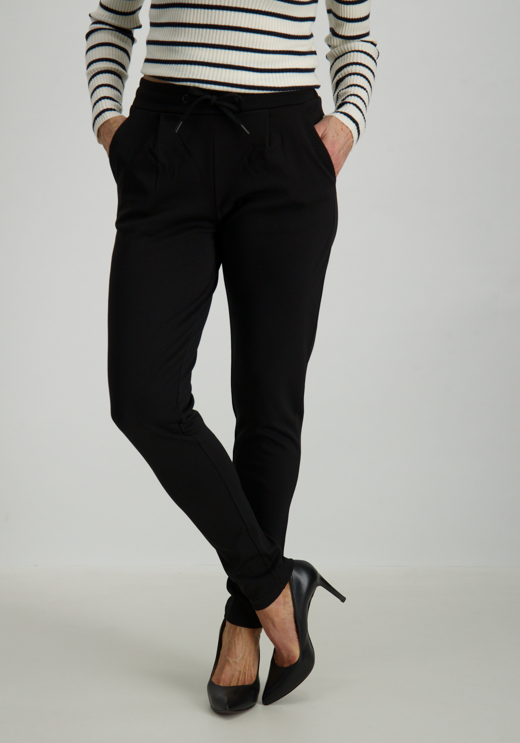 Ichi Broek Kate  20105036 Zwart