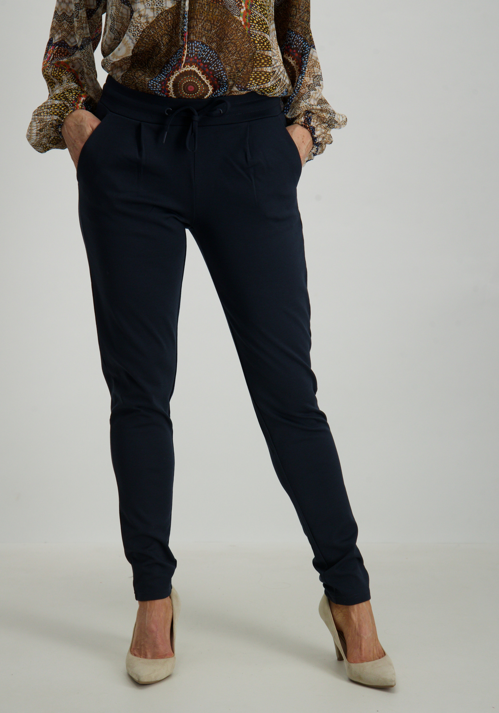 Ichi Broek Kate  20105036 Blauw