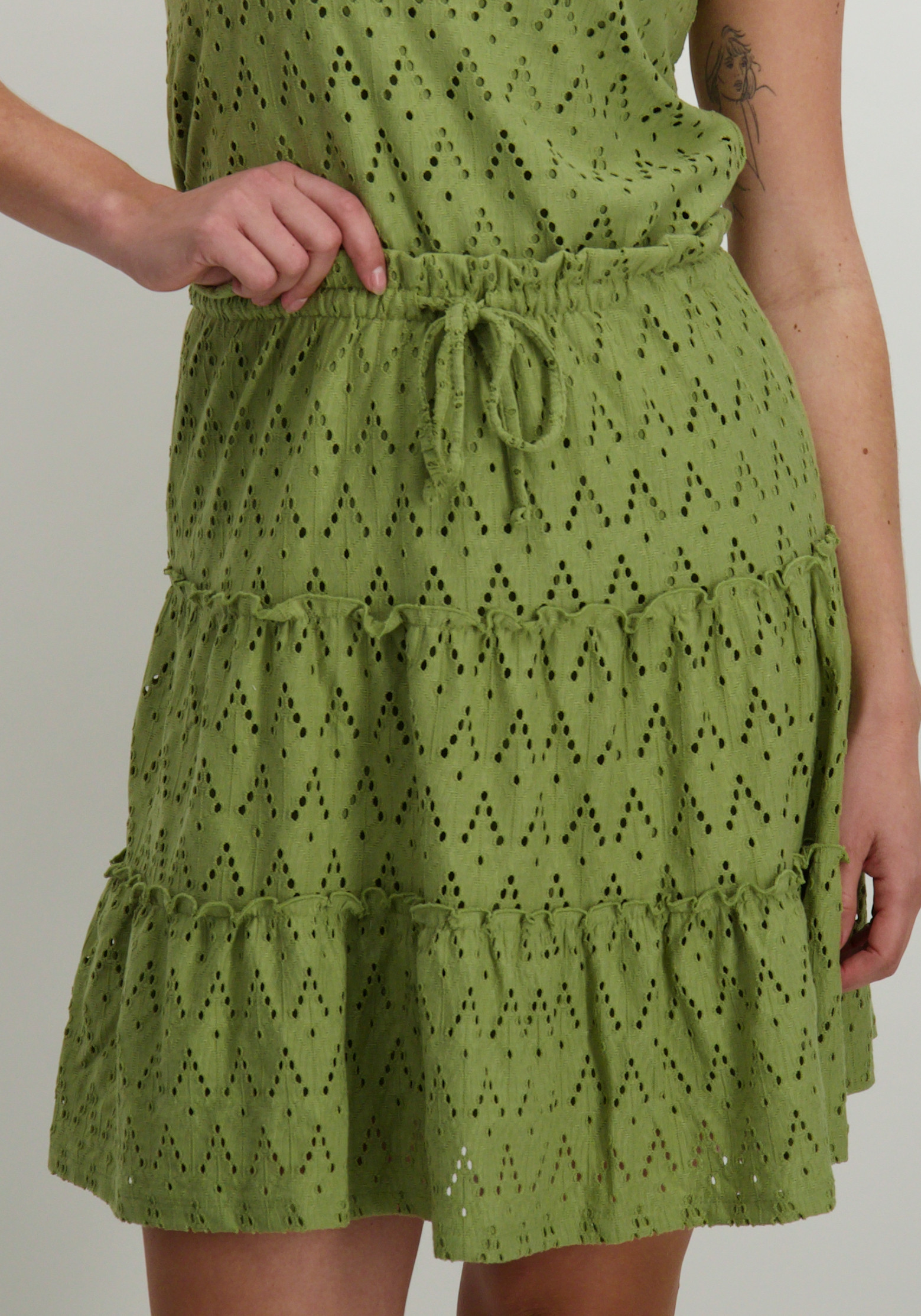 Vila Rok Amalina 14104112 Groen