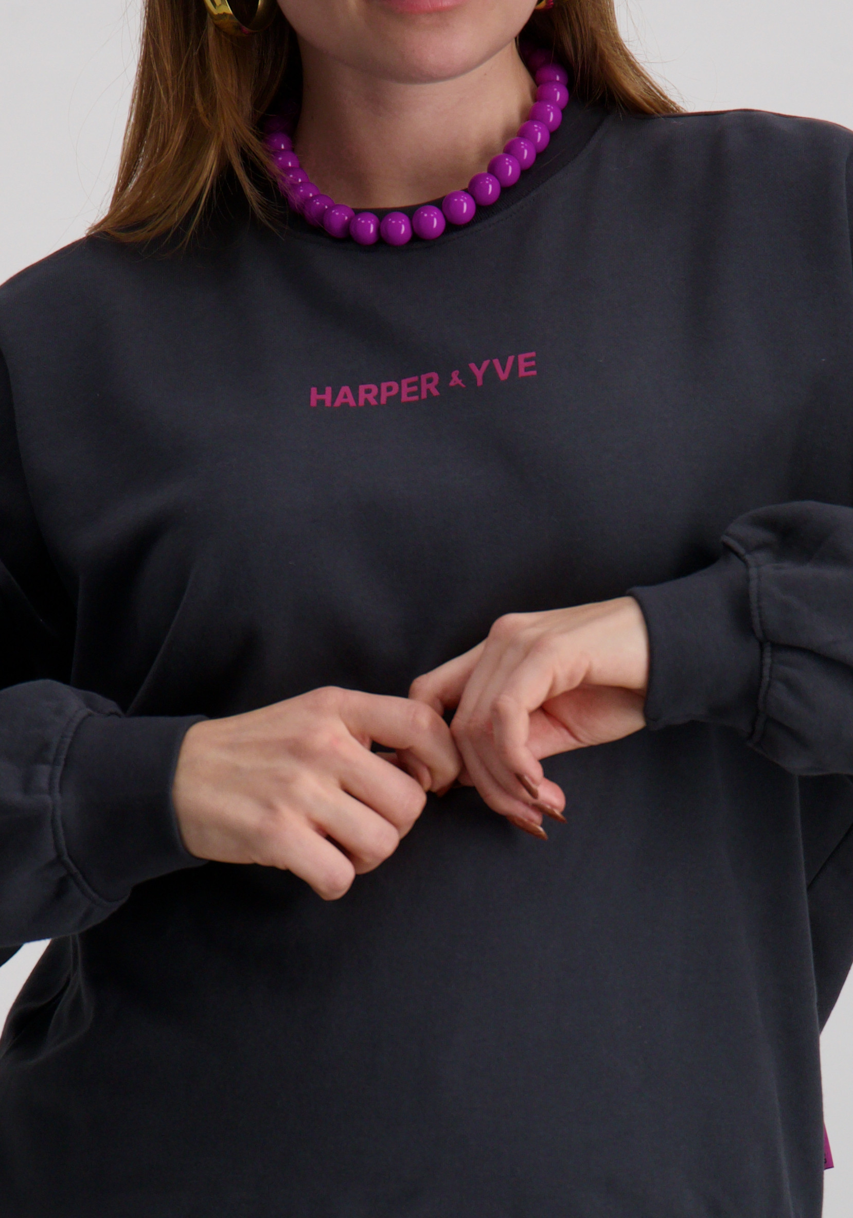 Harper & Yve Sweater World of AW25Y512 Donker Grijs