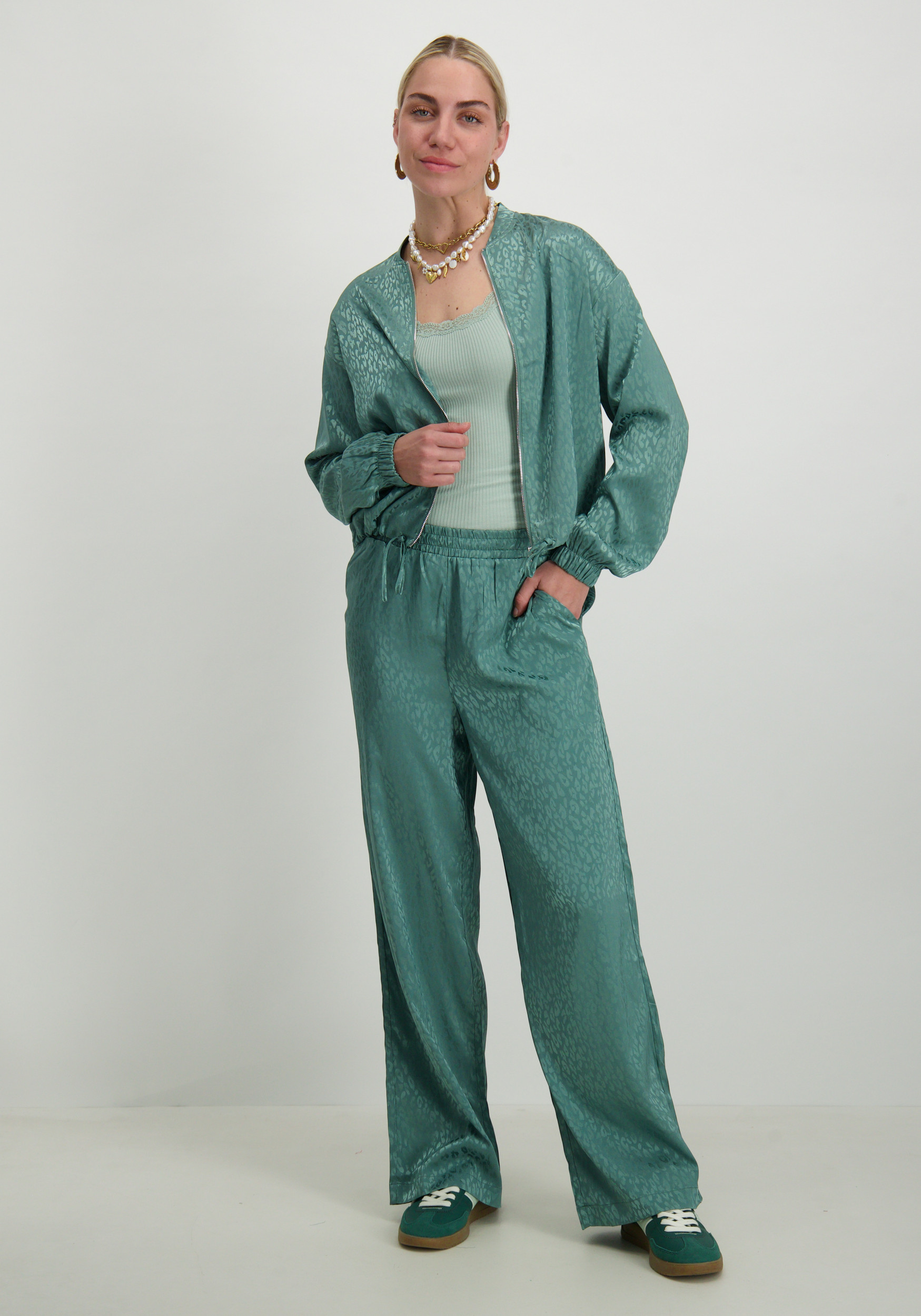 Vero moda Broek Malida 10336303 Groen