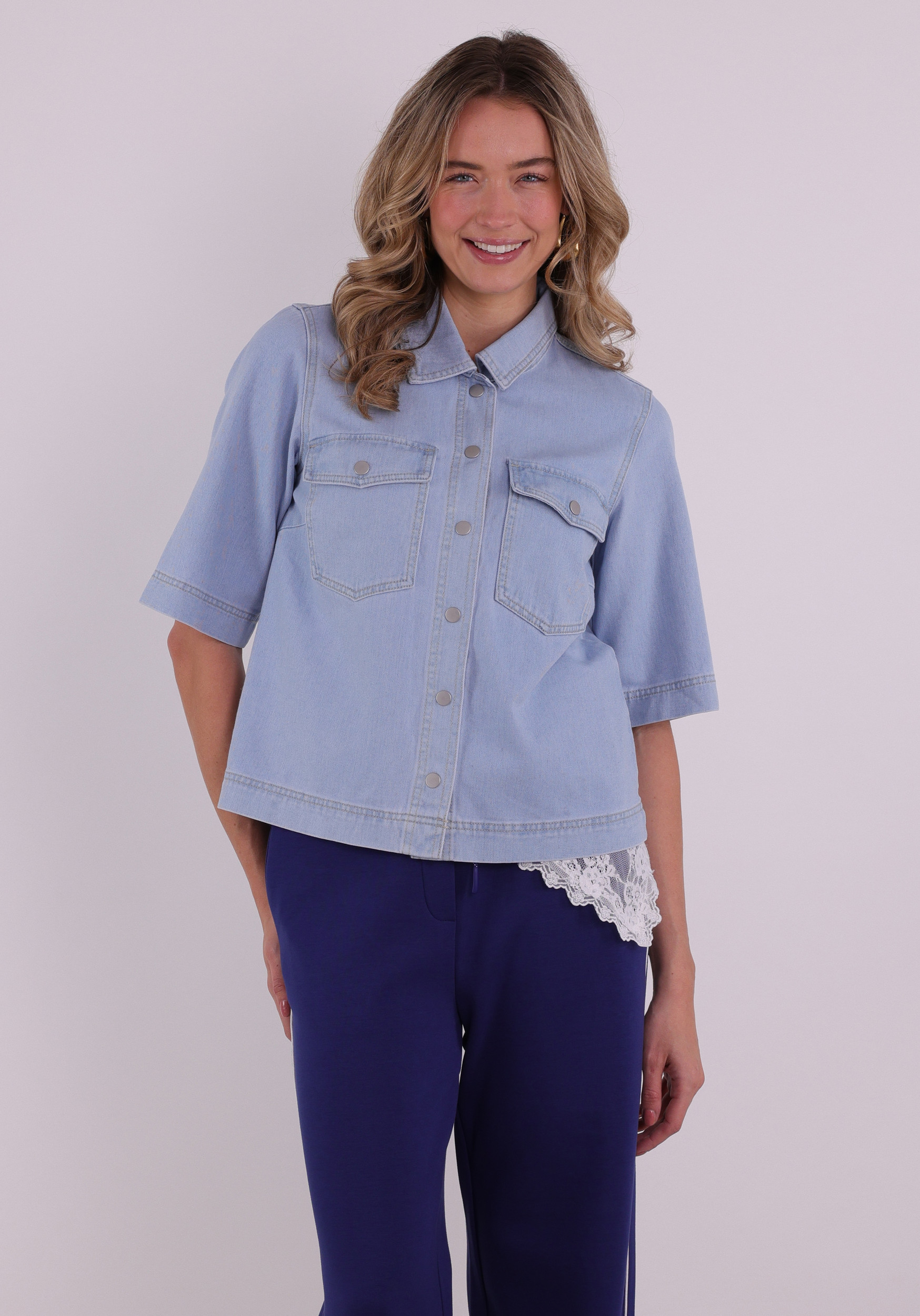 Only Blouse Belle 15347084 Licht blauw