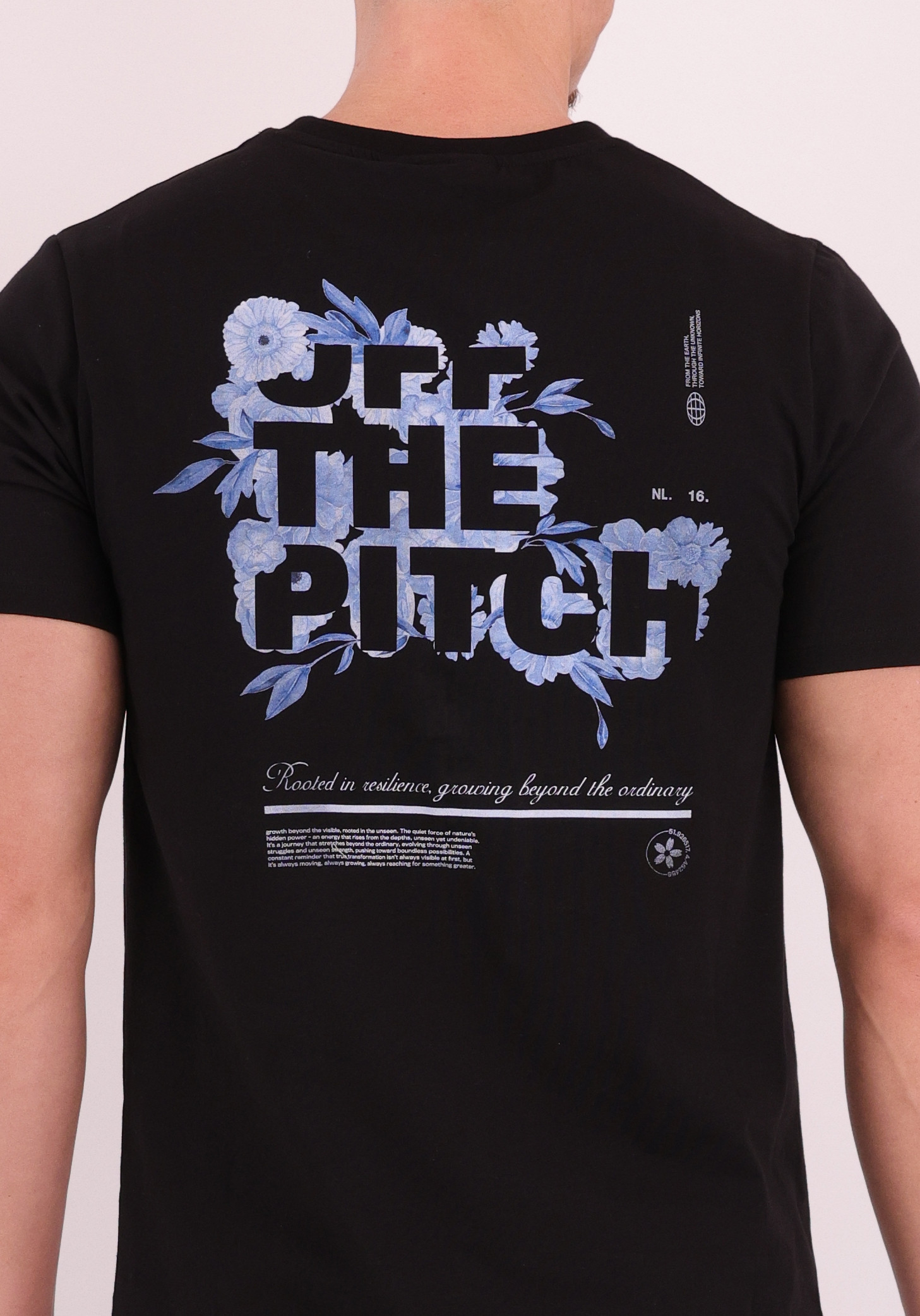 Off The Pitch T-shirt Blossom OTP261024 Zwart