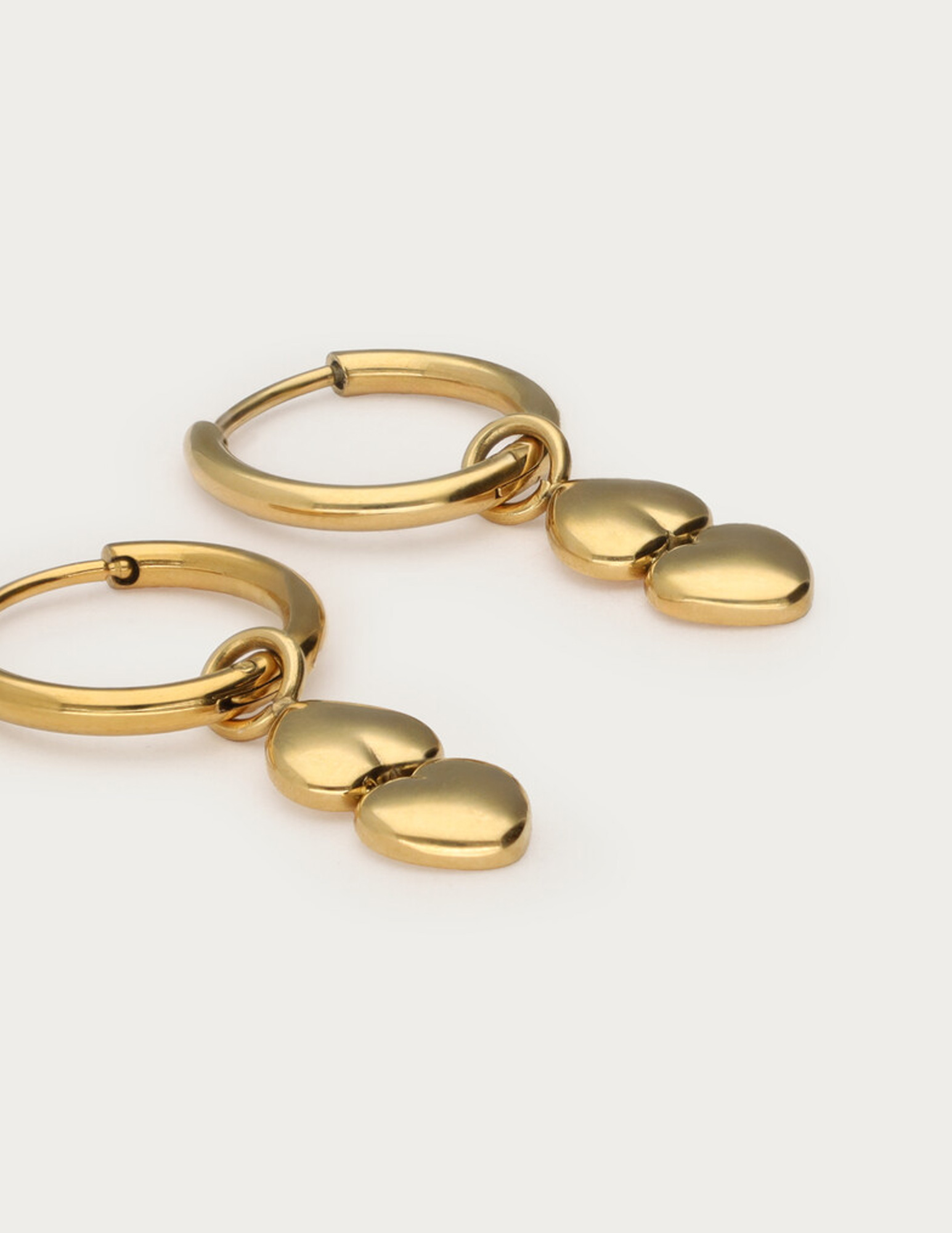 My Jewellery Minimalistische oorringen met dubbele hartjes MJ14774 Goud