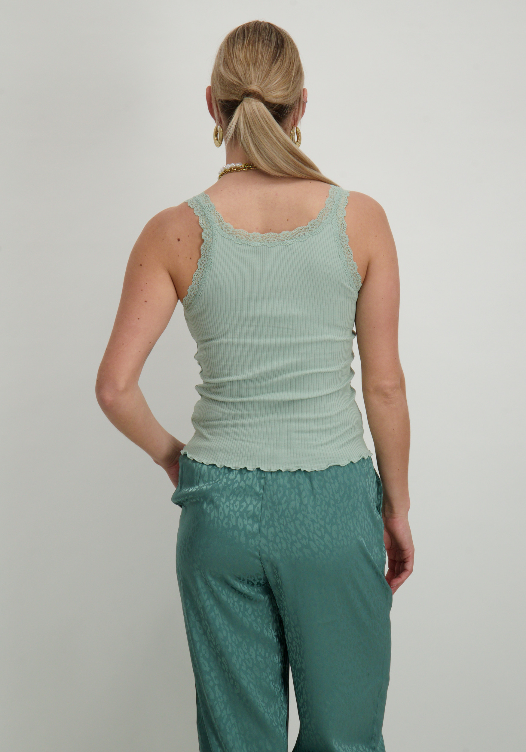 Only Top Sara sharai 15345994 Licht groen