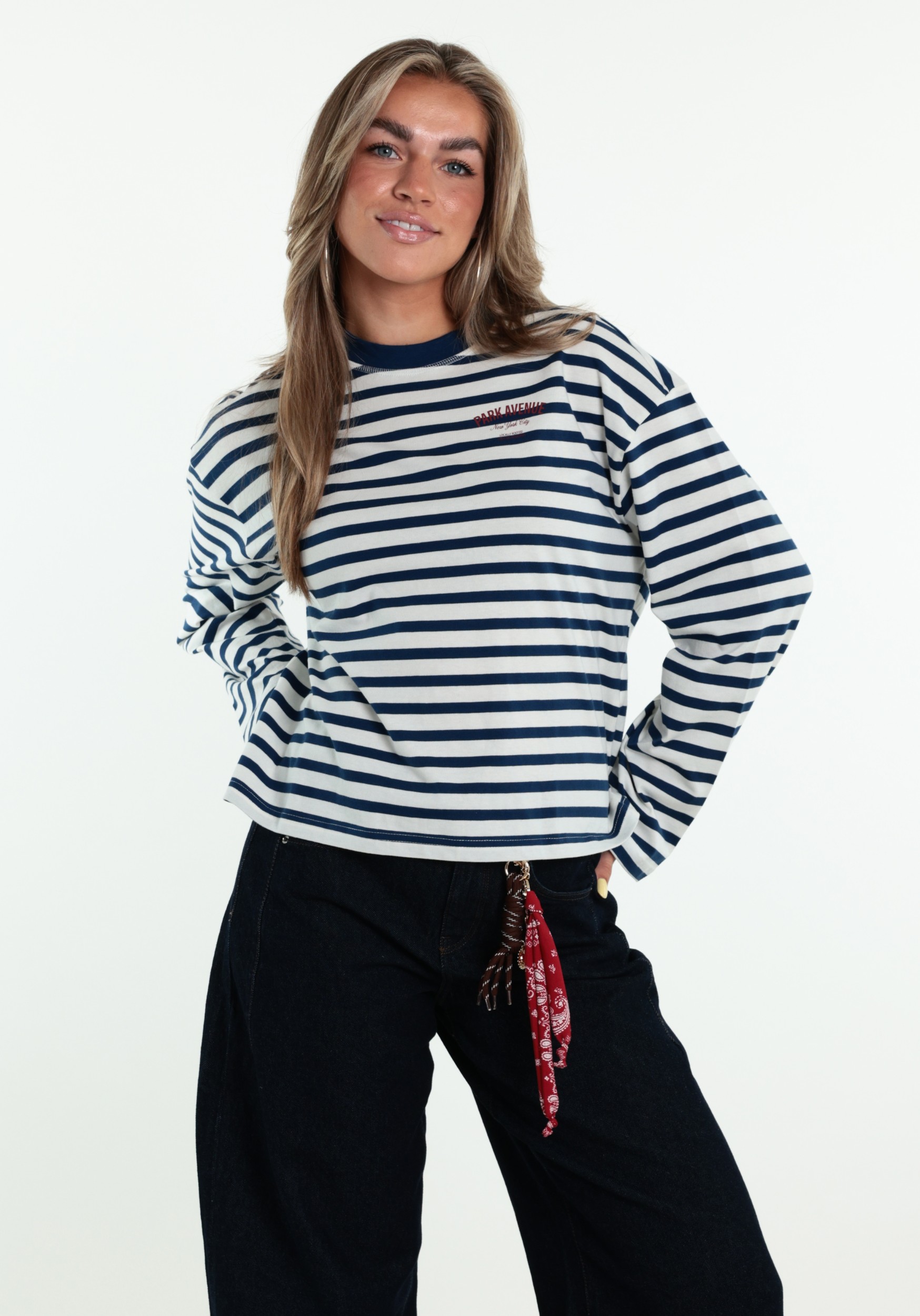 ONLY T-shirt Freja 15378328 Wit