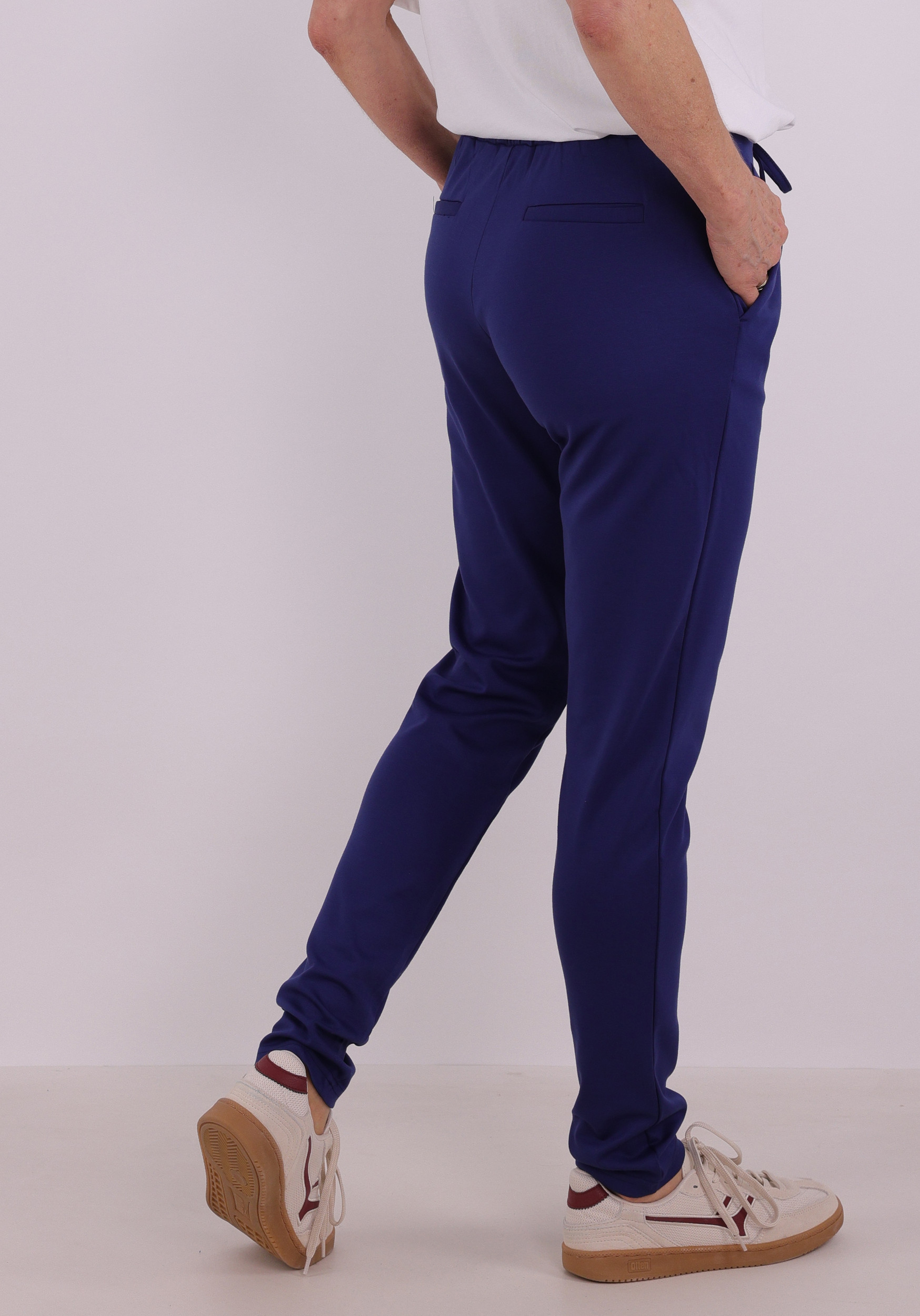 Ichi Broek Kate  20105036 Kobalt