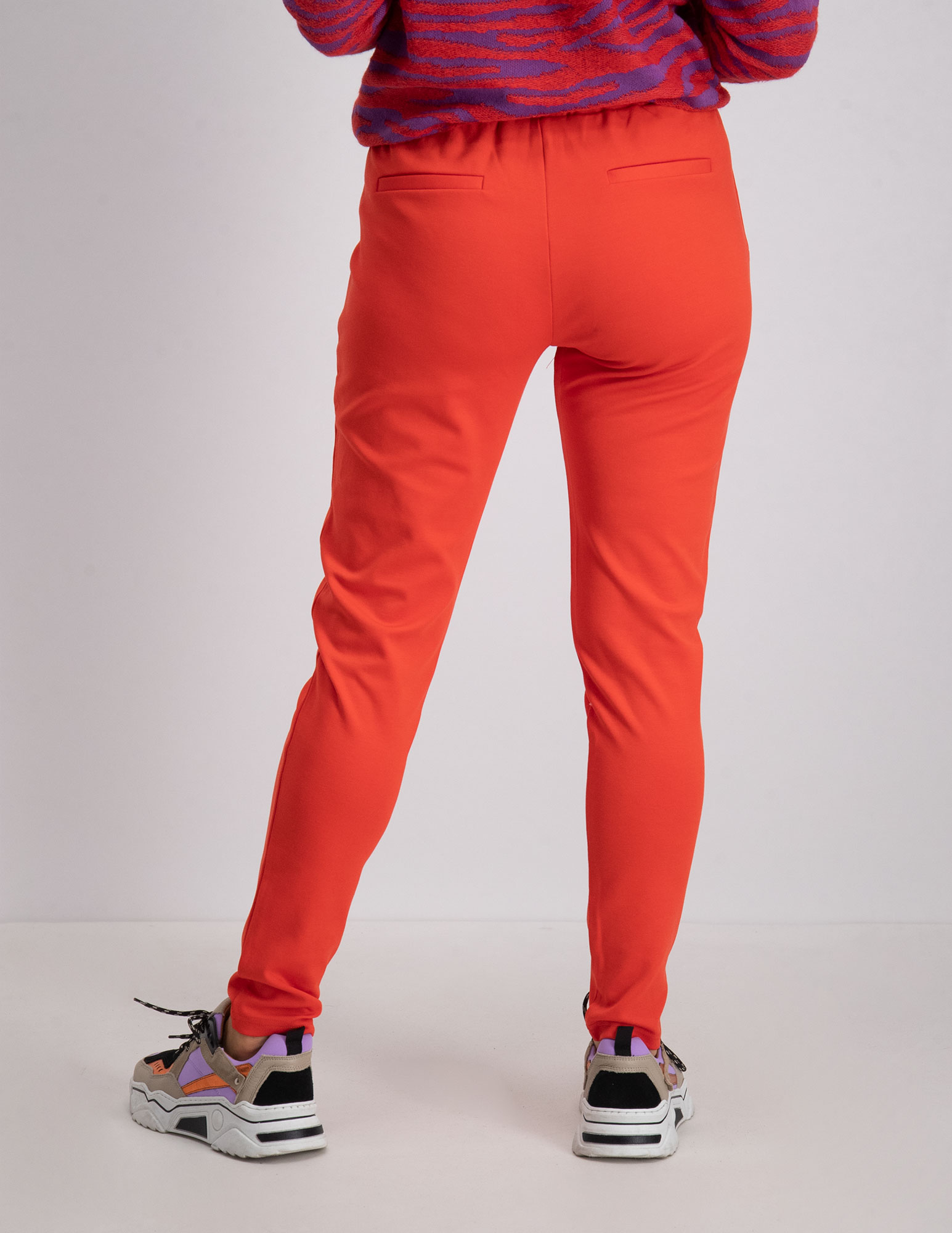 Ichi Broek Kate  20105036 Rood