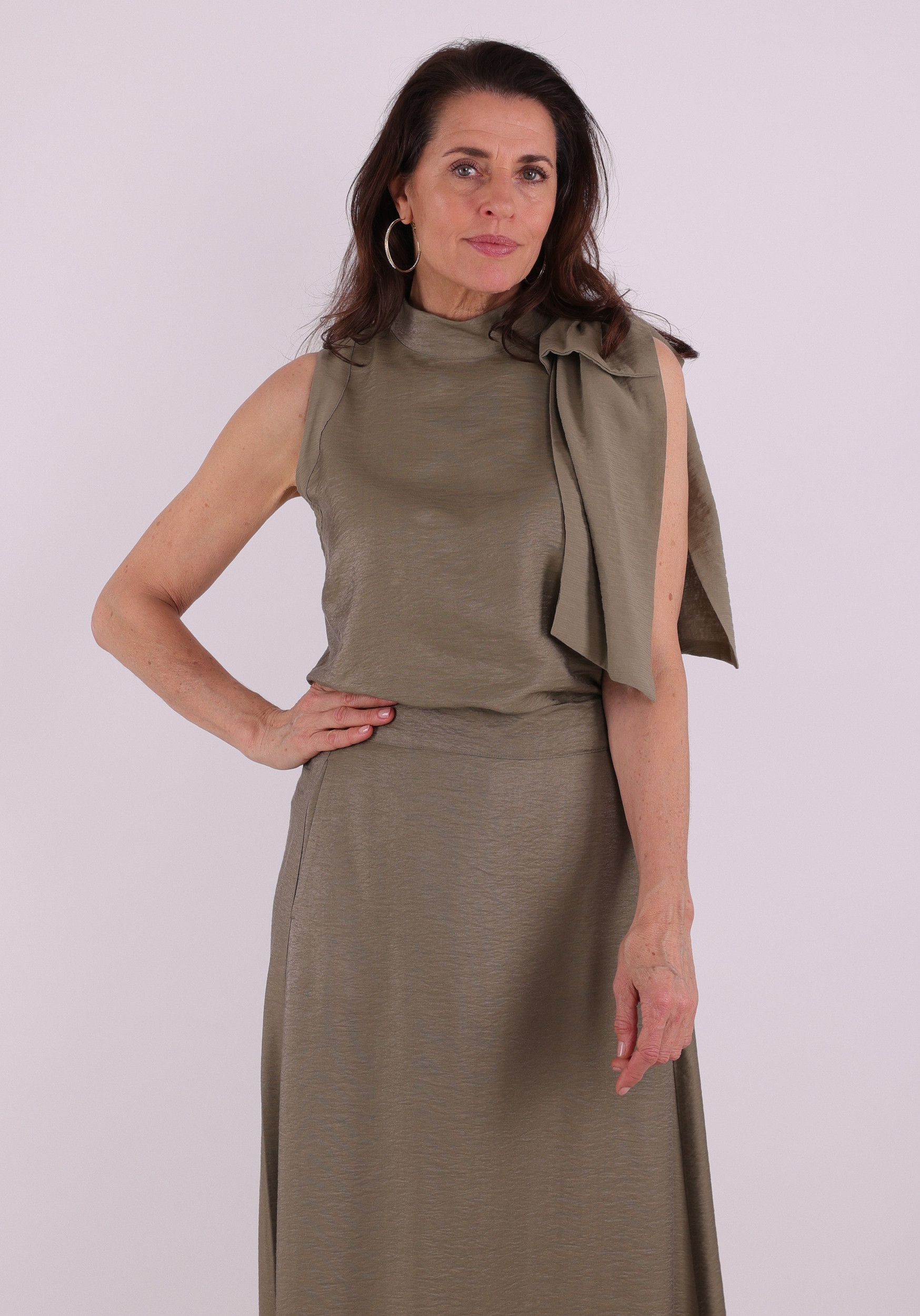 Jansen Amsterdam Top ORLA SS26 Leger Groen