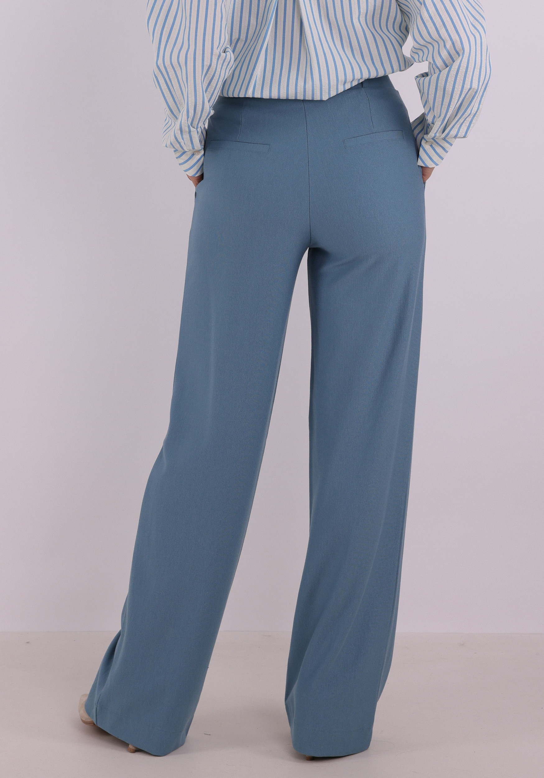 Jansen Amsterdam Broek ALEID SS26 Licht blauw