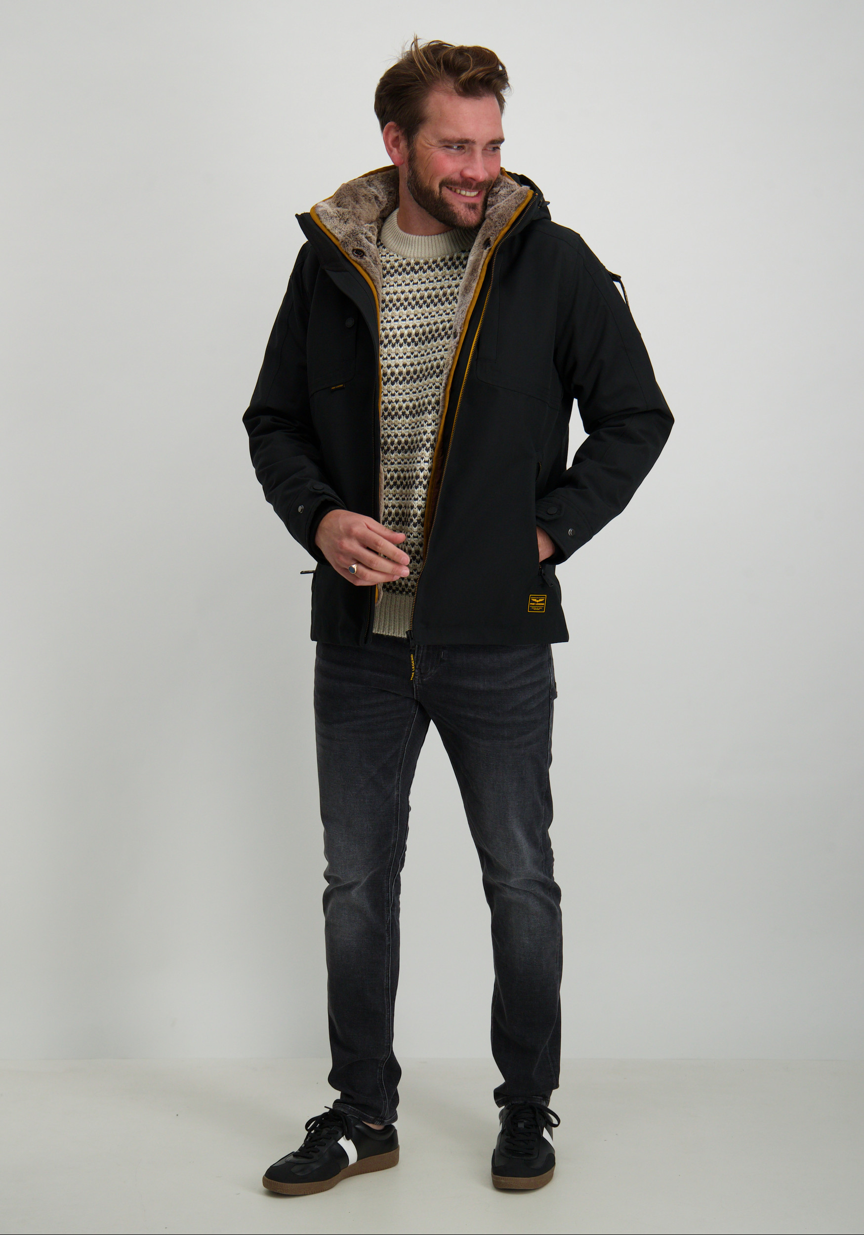 PME Legend Winterjas Snowpack PJA2409133 Zwart